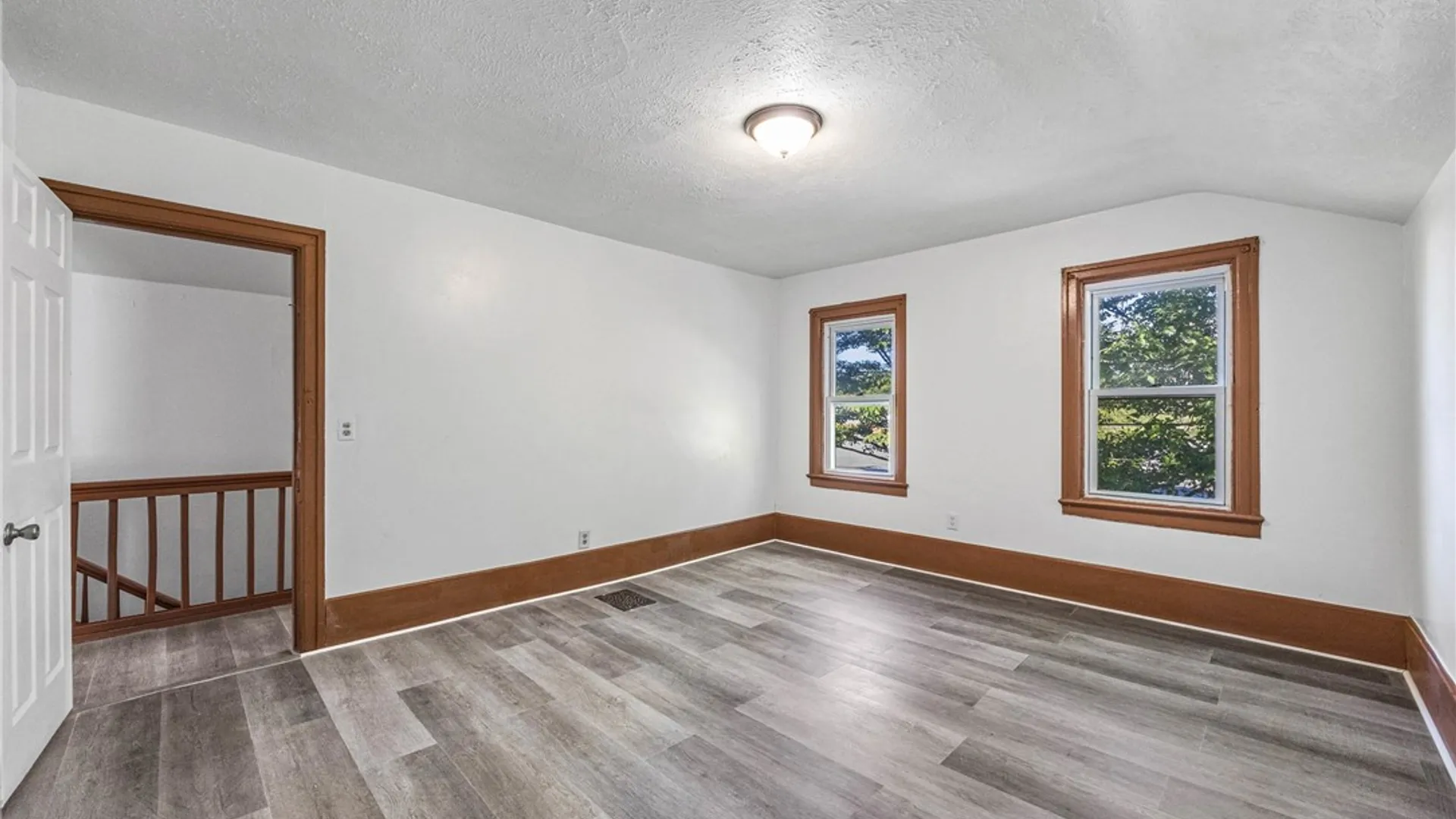 Property at 34 Scrantom Street, Rochester, NY 14605 24