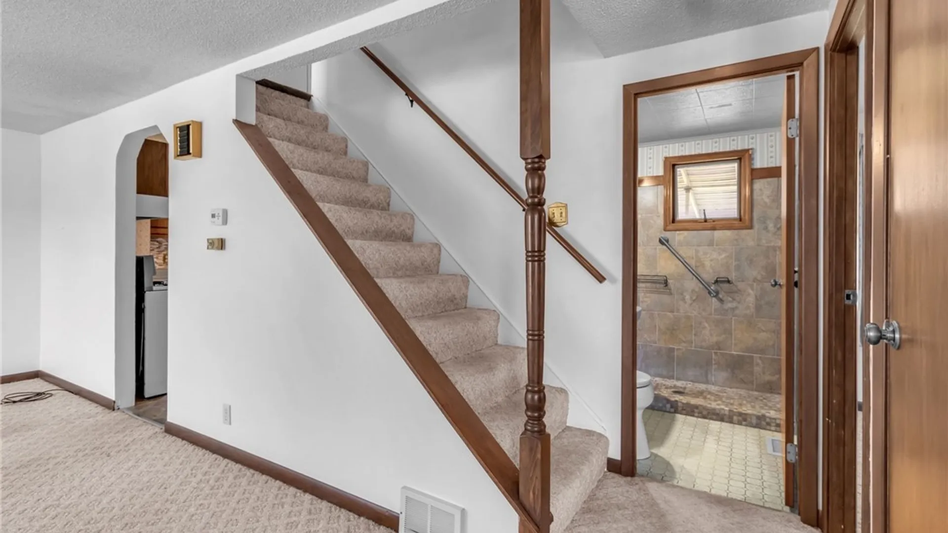 Property at 42 Daniel Avenue, Cheektowaga, NY 14225 14