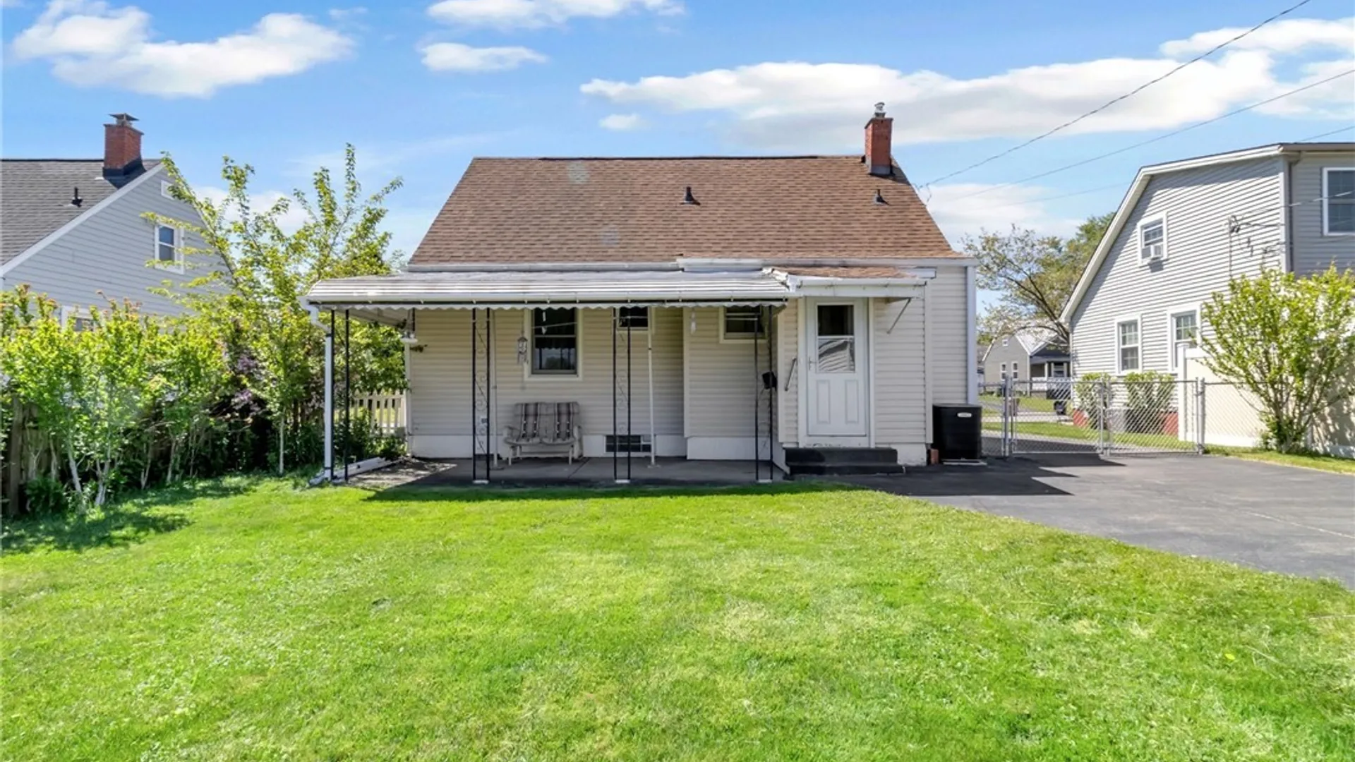 Property at 42 Daniel Avenue, Cheektowaga, NY 14225 7