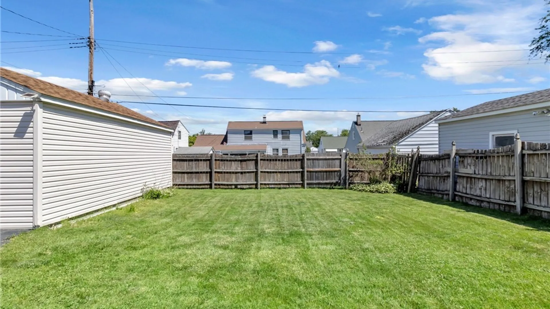 Property at 42 Daniel Avenue, Cheektowaga, NY 14225 8