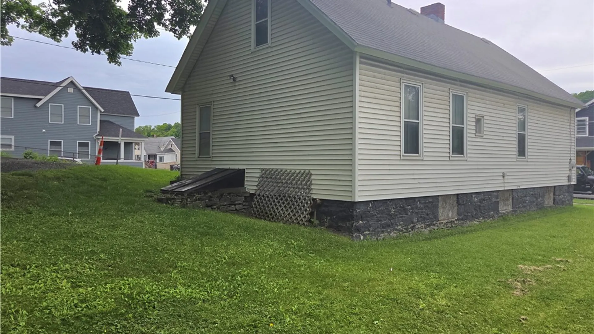 Property at 513 Rowland Street, Syracuse, NY 13204 4