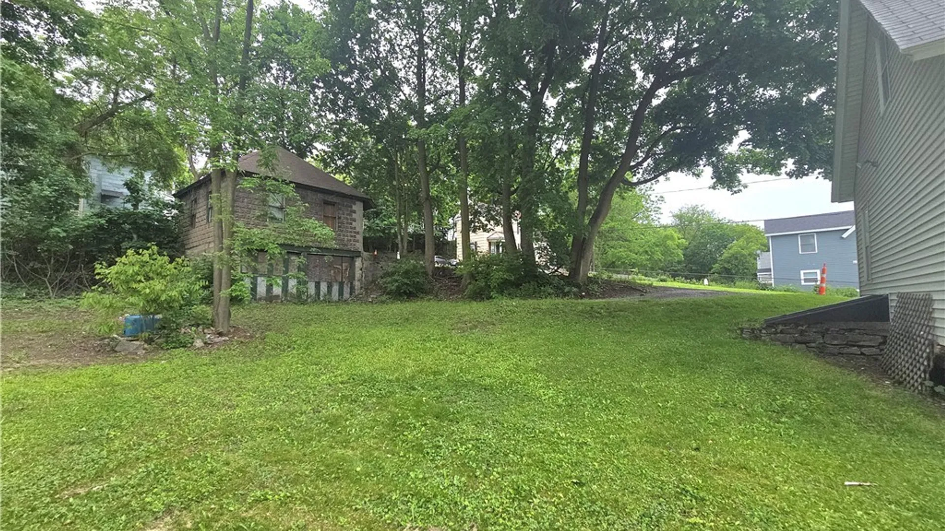 Property at 513 Rowland Street, Syracuse, NY 13204 7