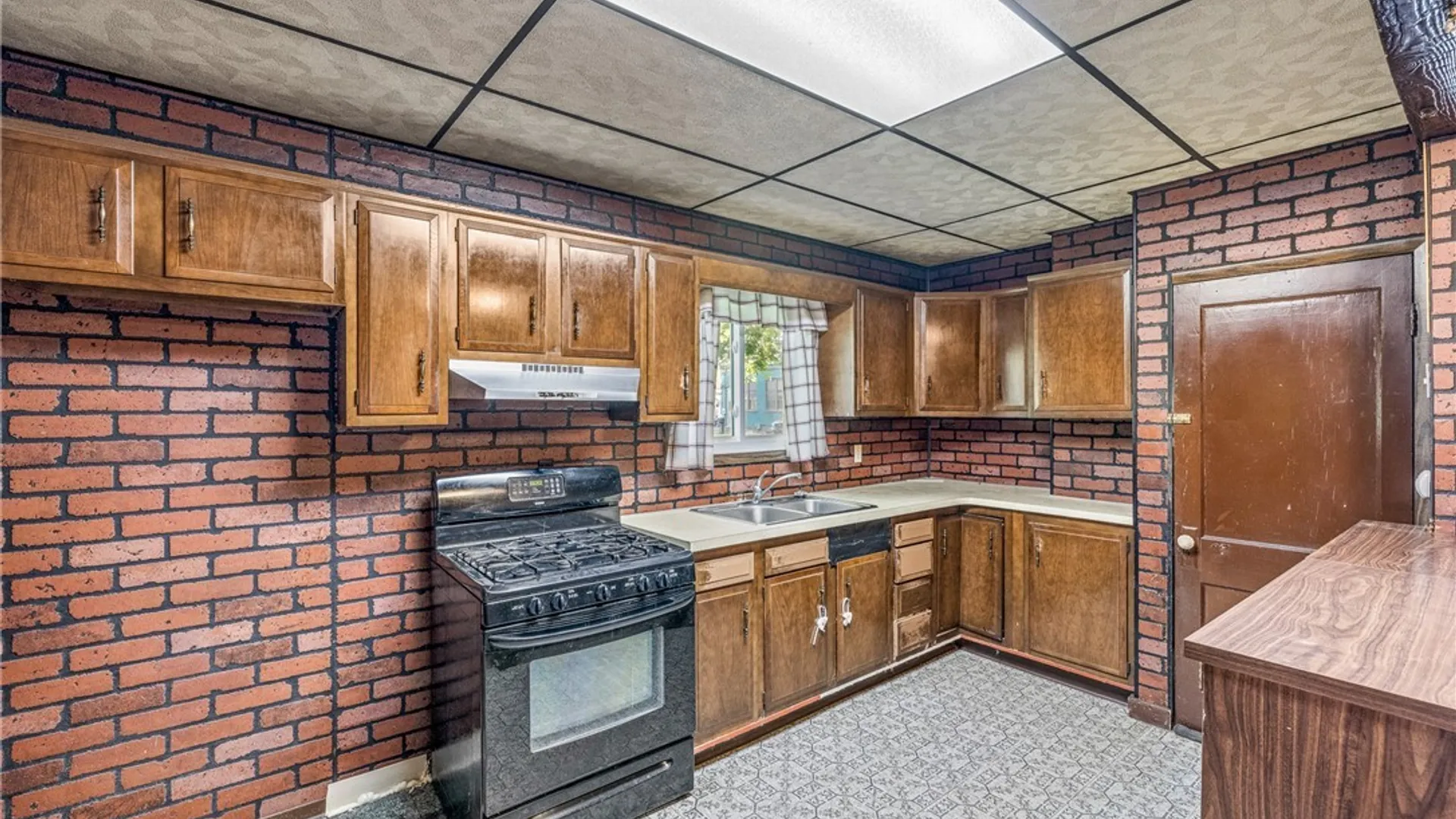 Property at 192 Baitz Avenue, Buffalo, NY 14206 18