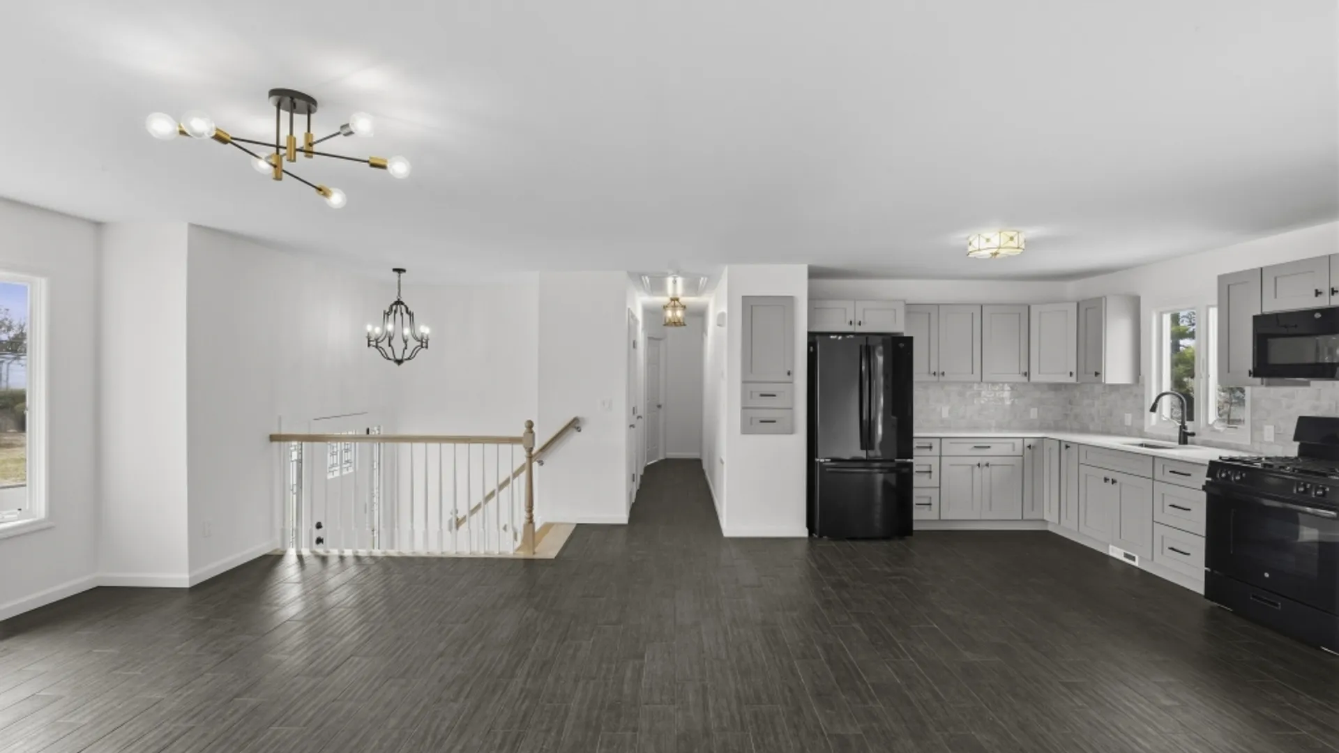 Property at 22 Roslyn Ct, East Patchogue, NY 11772 20