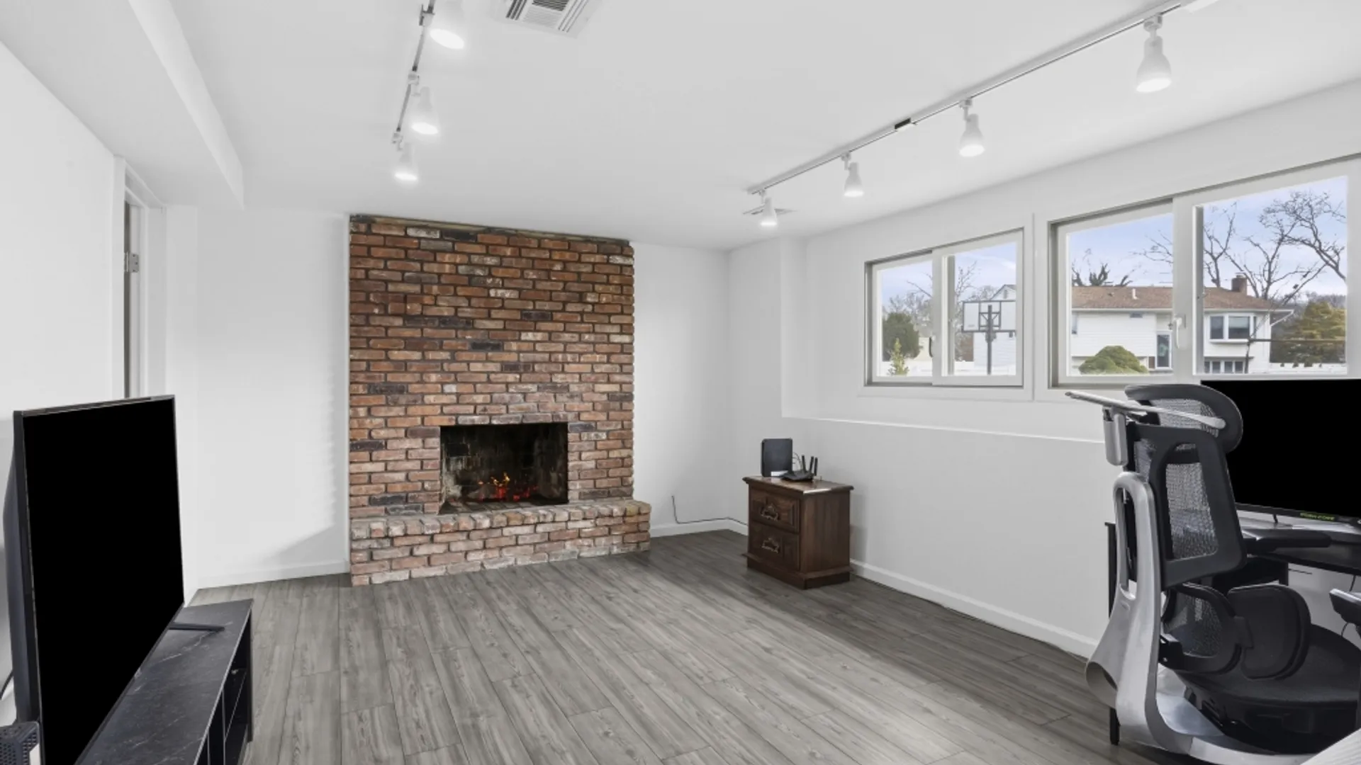 Property at 22 Roslyn Ct, East Patchogue, NY 11772 33