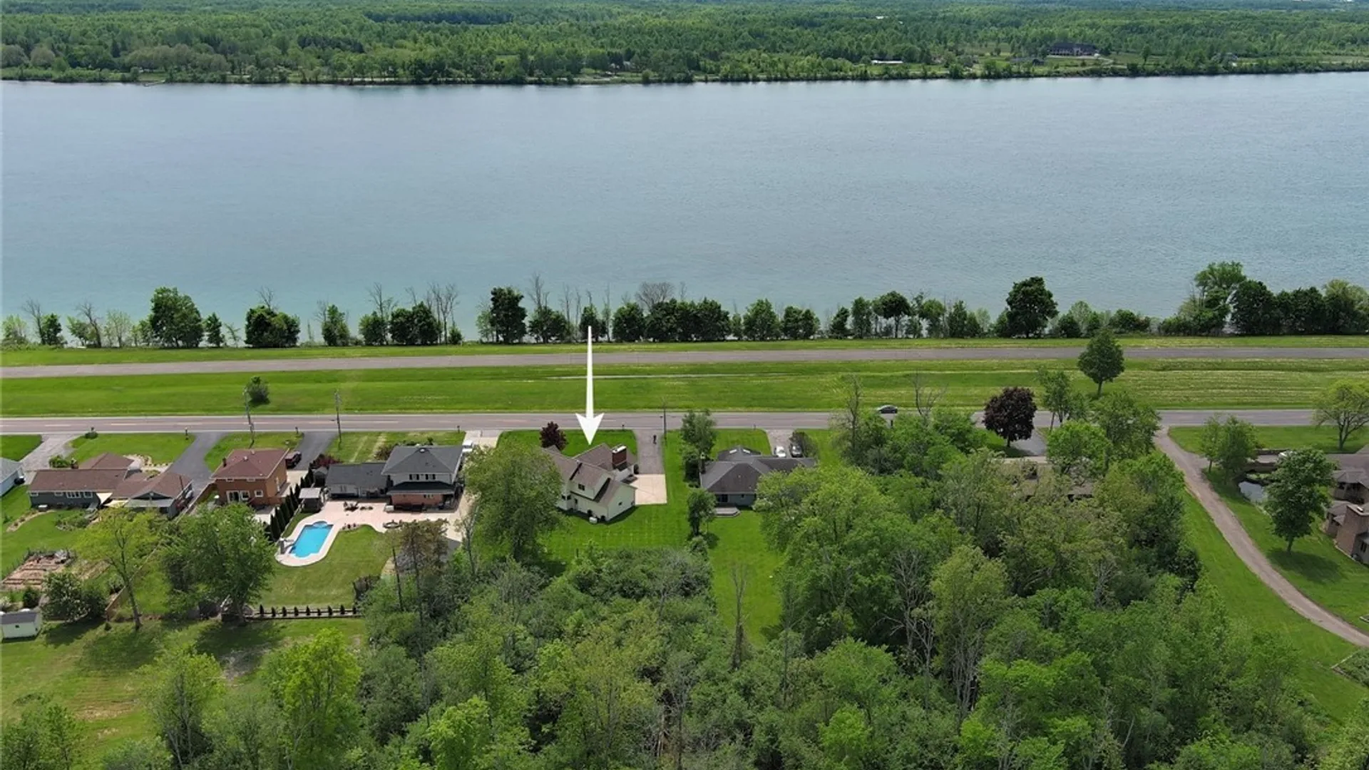 Property at 783 W River Road, Grand Island, NY 14072 2