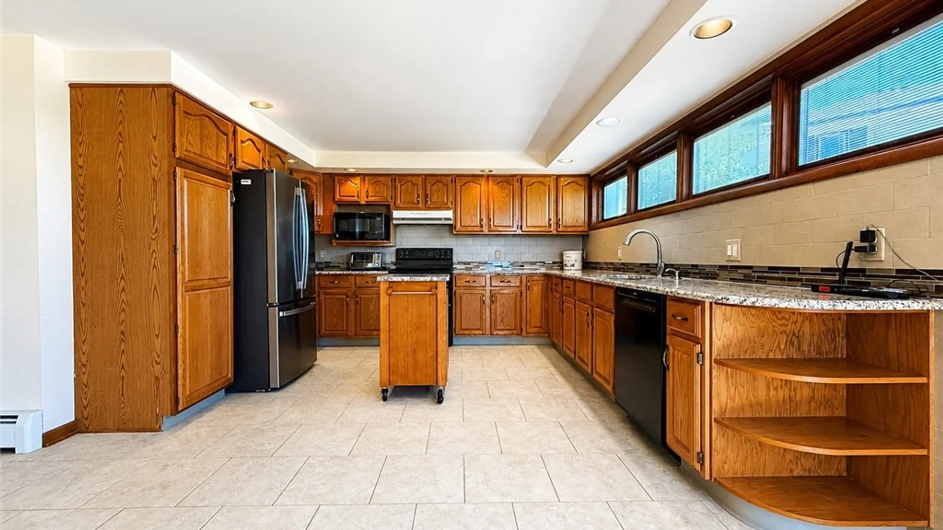 Property at 783 W River Road, Grand Island, NY 14072 20