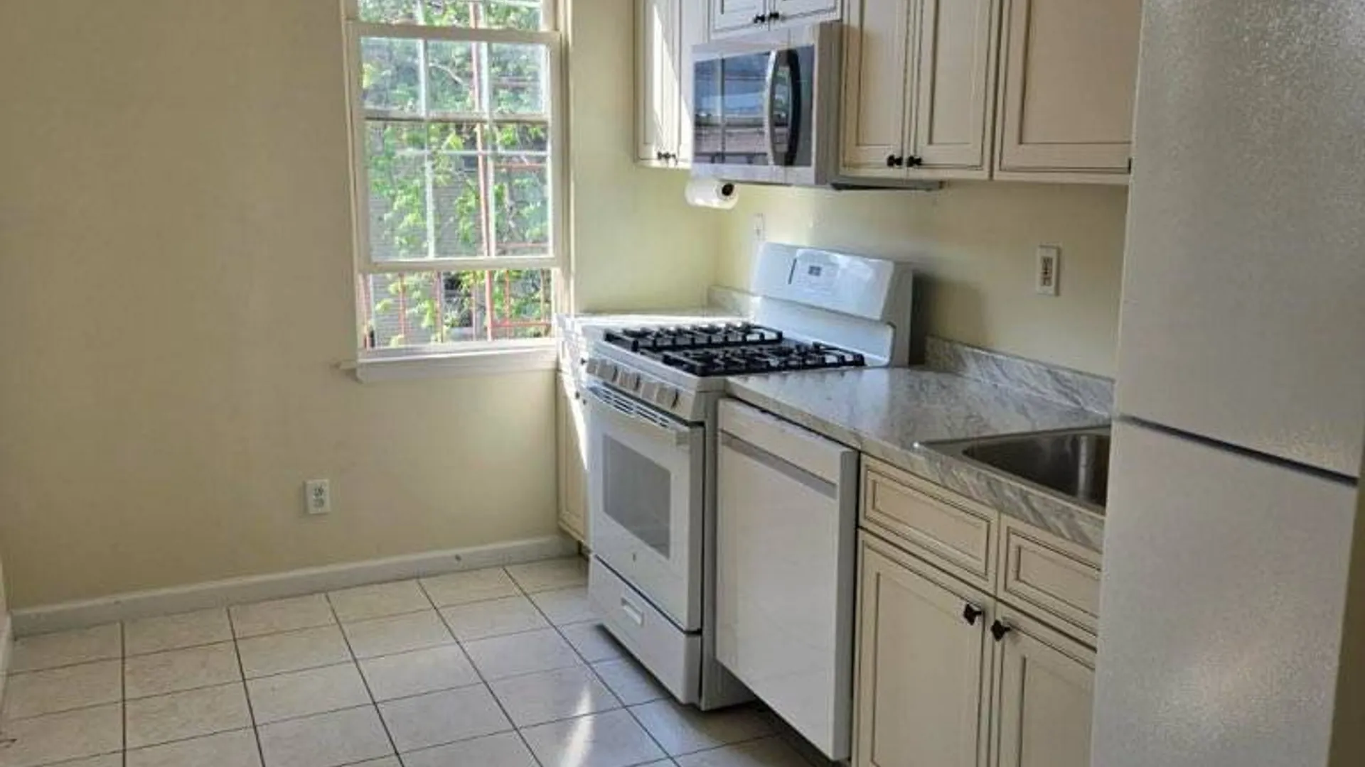 Property at 121 Weirfield Street, Brooklyn, NY 11221 2