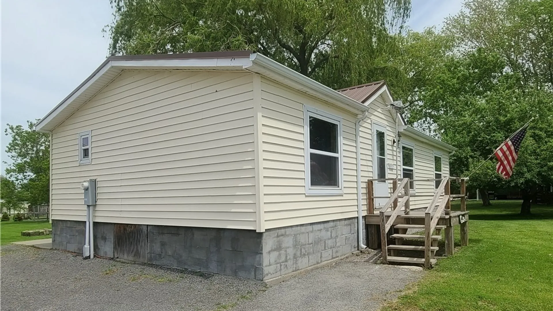 Property at 1071 Pine Street, Cape Vincent, NY 13618 11