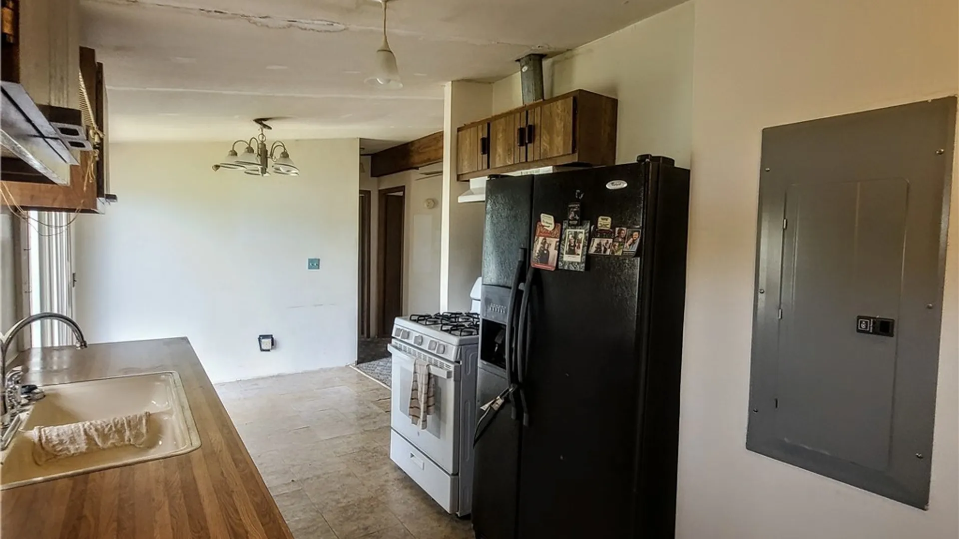 Property at 1071 Pine Street, Cape Vincent, NY 13618 14