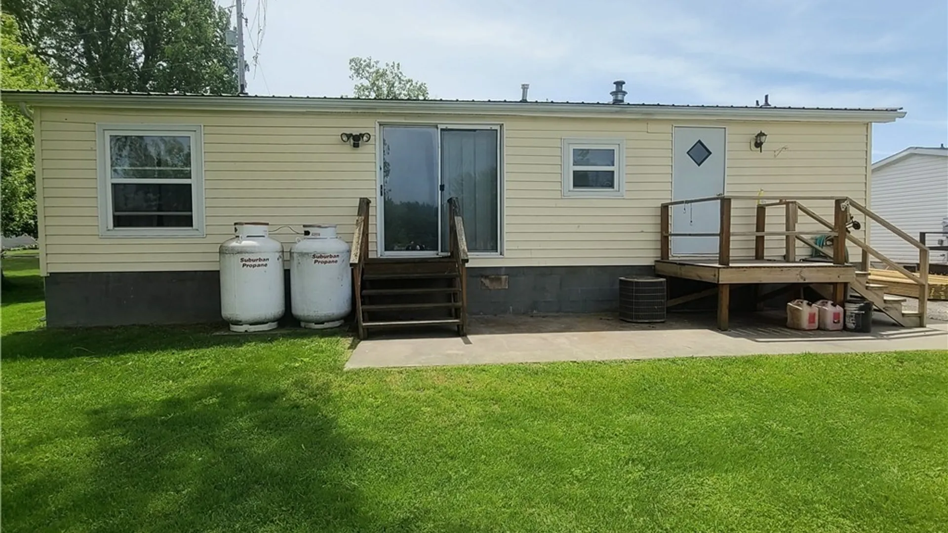 Property at 1071 Pine Street, Cape Vincent, NY 13618 5
