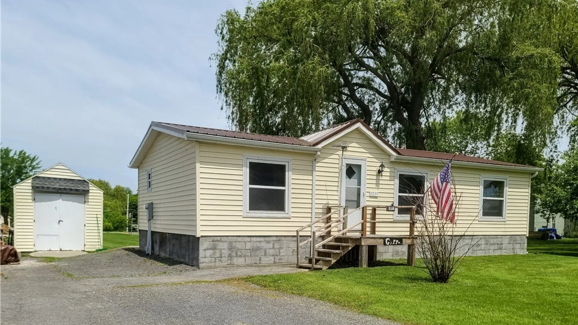 Property at 1071 Pine Street, Cape Vincent, NY 13618 8