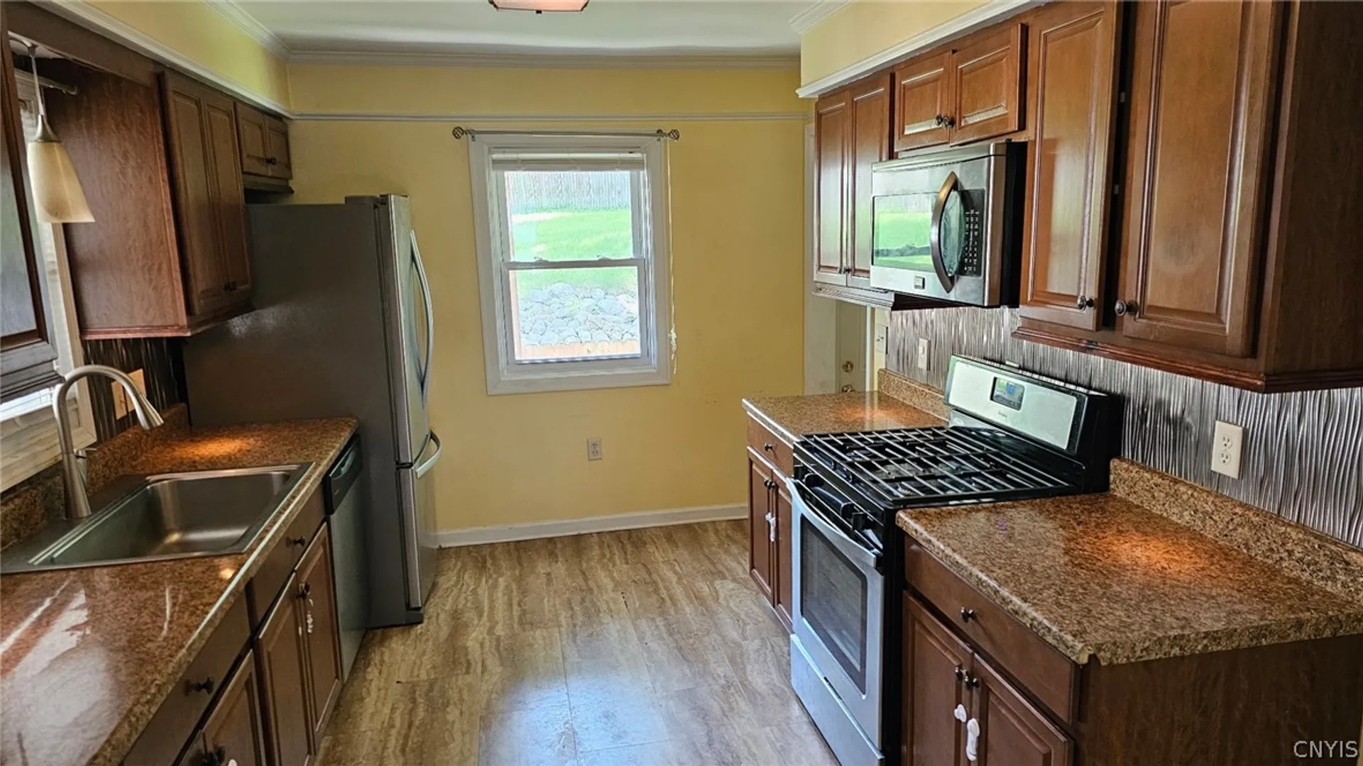 Property at 117 KIMBERLY Dr W, Camillus, NY 13219 2