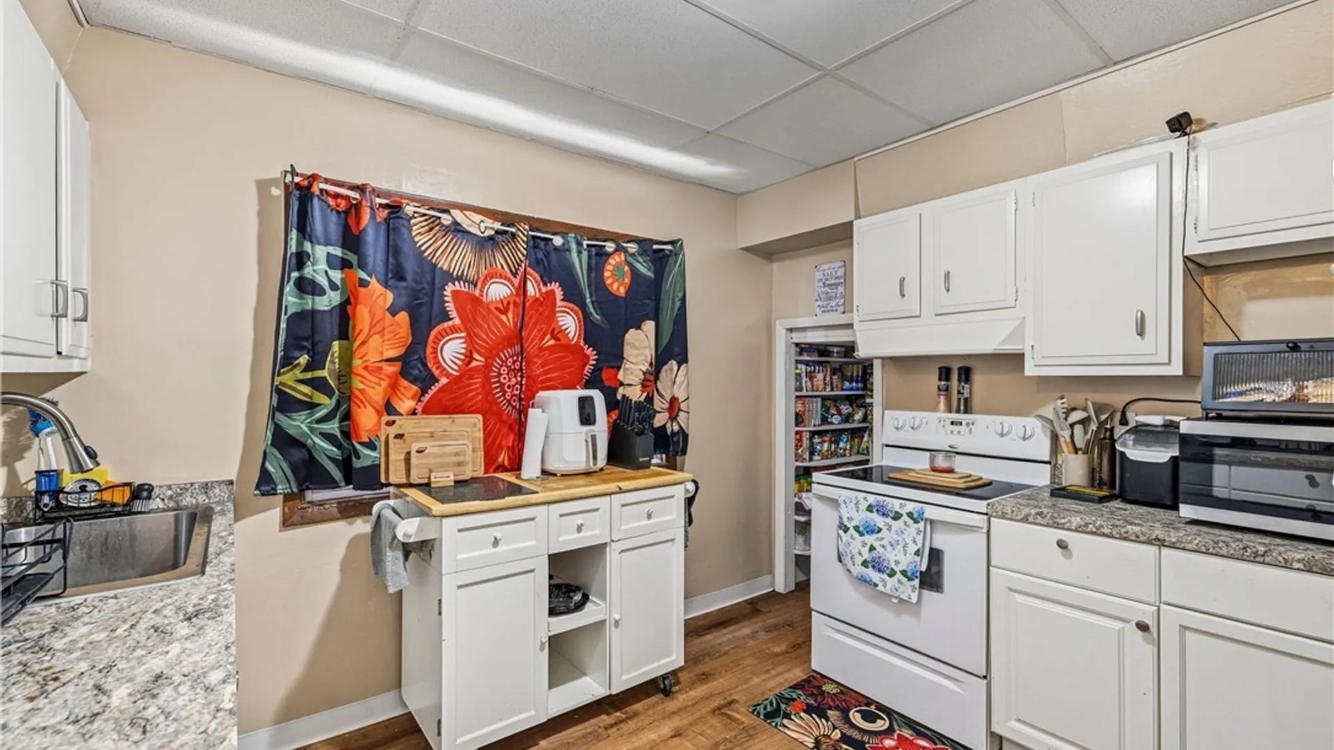 Property at 534 12th Street, Niagara Falls, NY 14301 6
