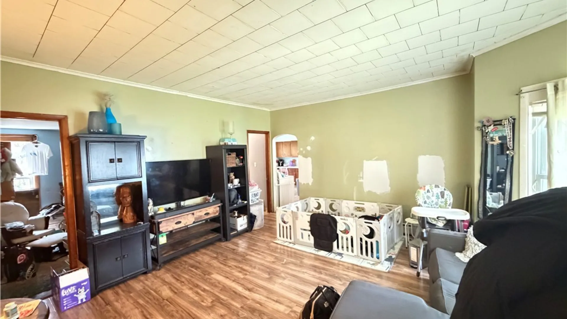 Property at 204 Saint Marks Avenue, Syracuse, NY 13204 9