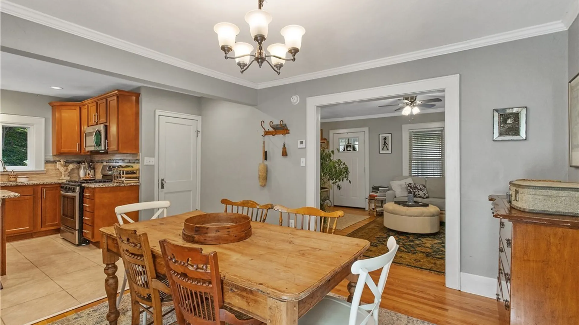 Property at 108 Huntington Road, Syracuse, NY 13219 12