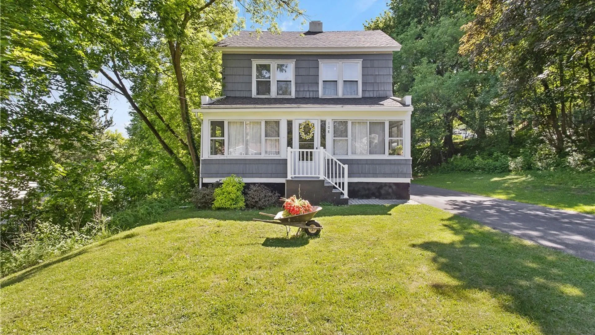 Property at 108 Huntington Road, Syracuse, NY 13219 2
