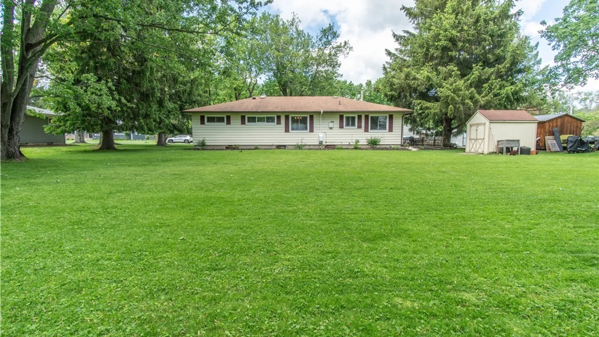 Property at 21930 Holcomb Street, Watertown Town, NY 13601 2