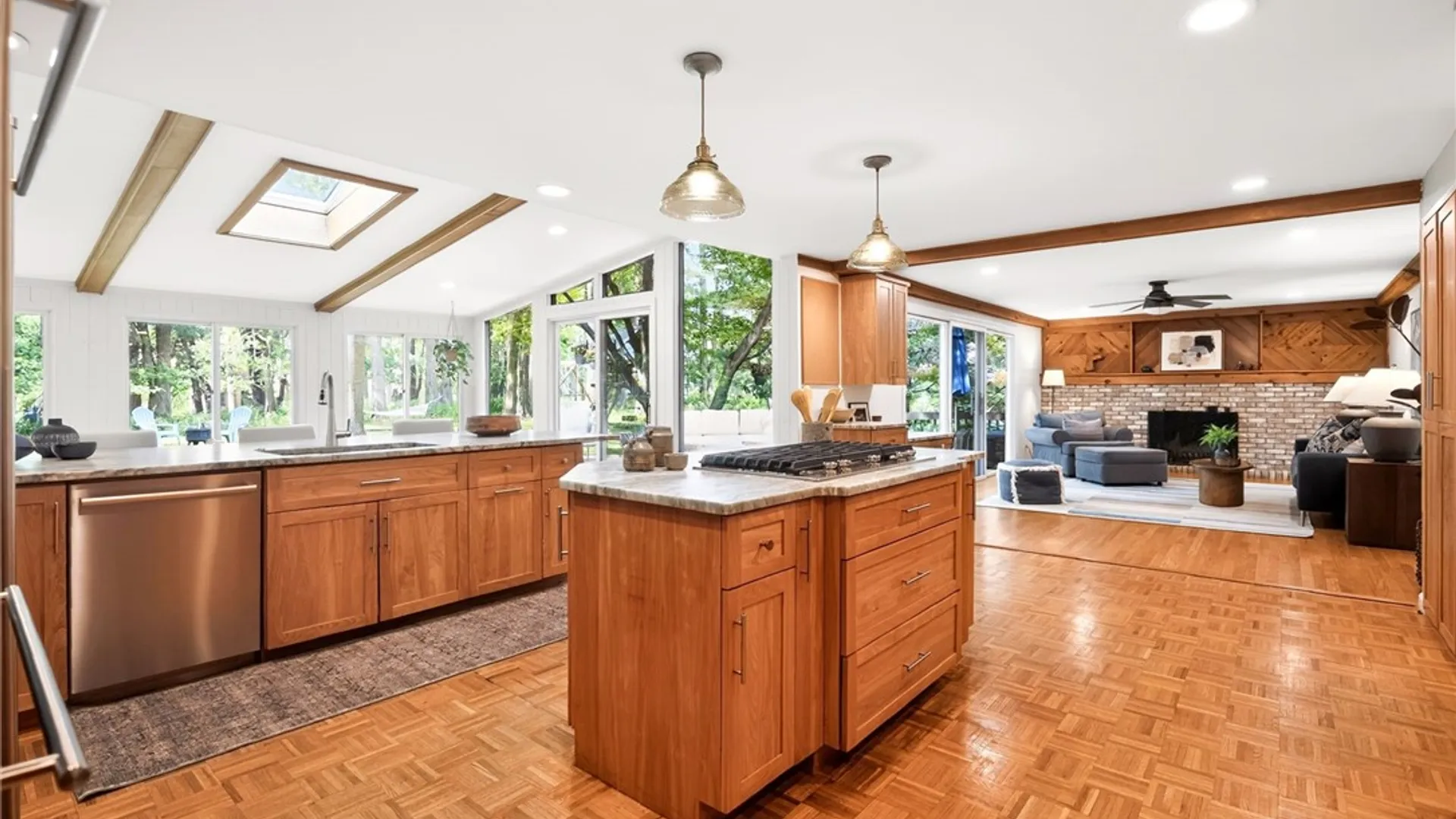 Property at 16 Great Oak Lane, Perinton, NY 14534 15