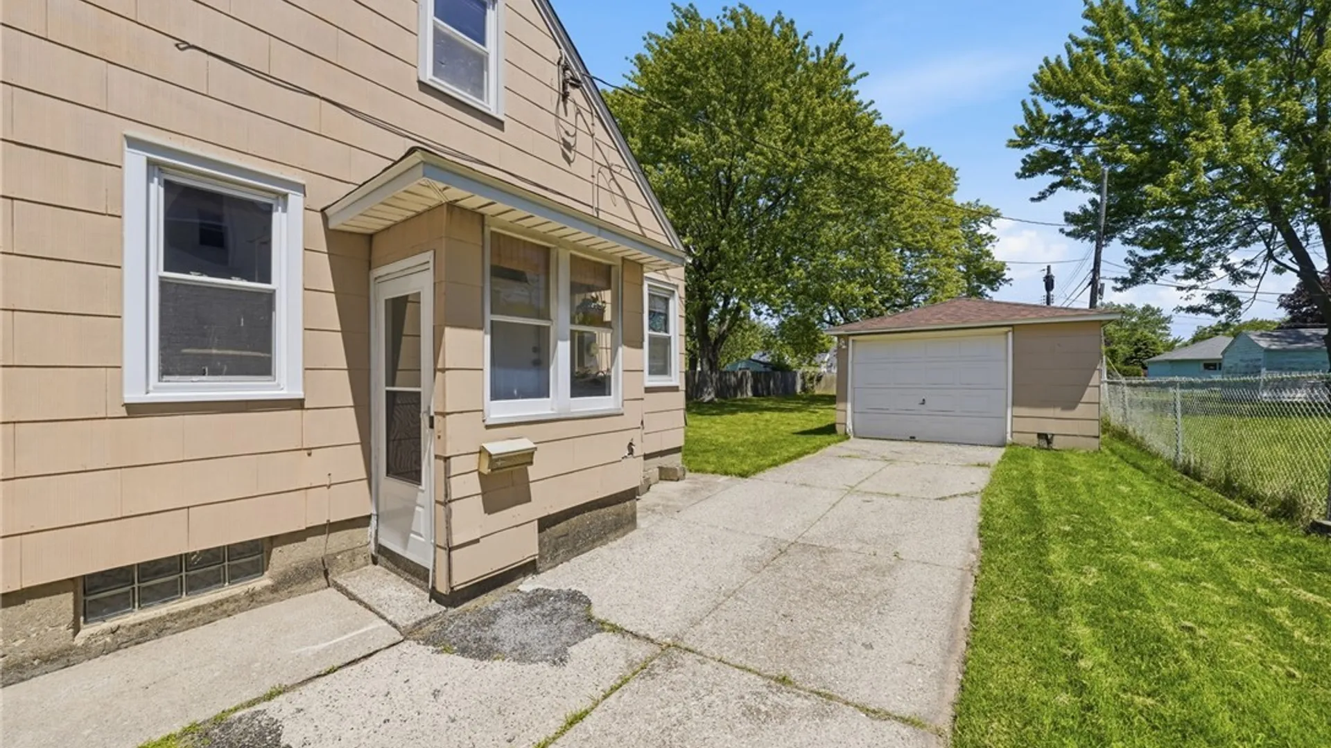 Property at 69 Lepeirs Drive, Tonawanda, NY 14150 39