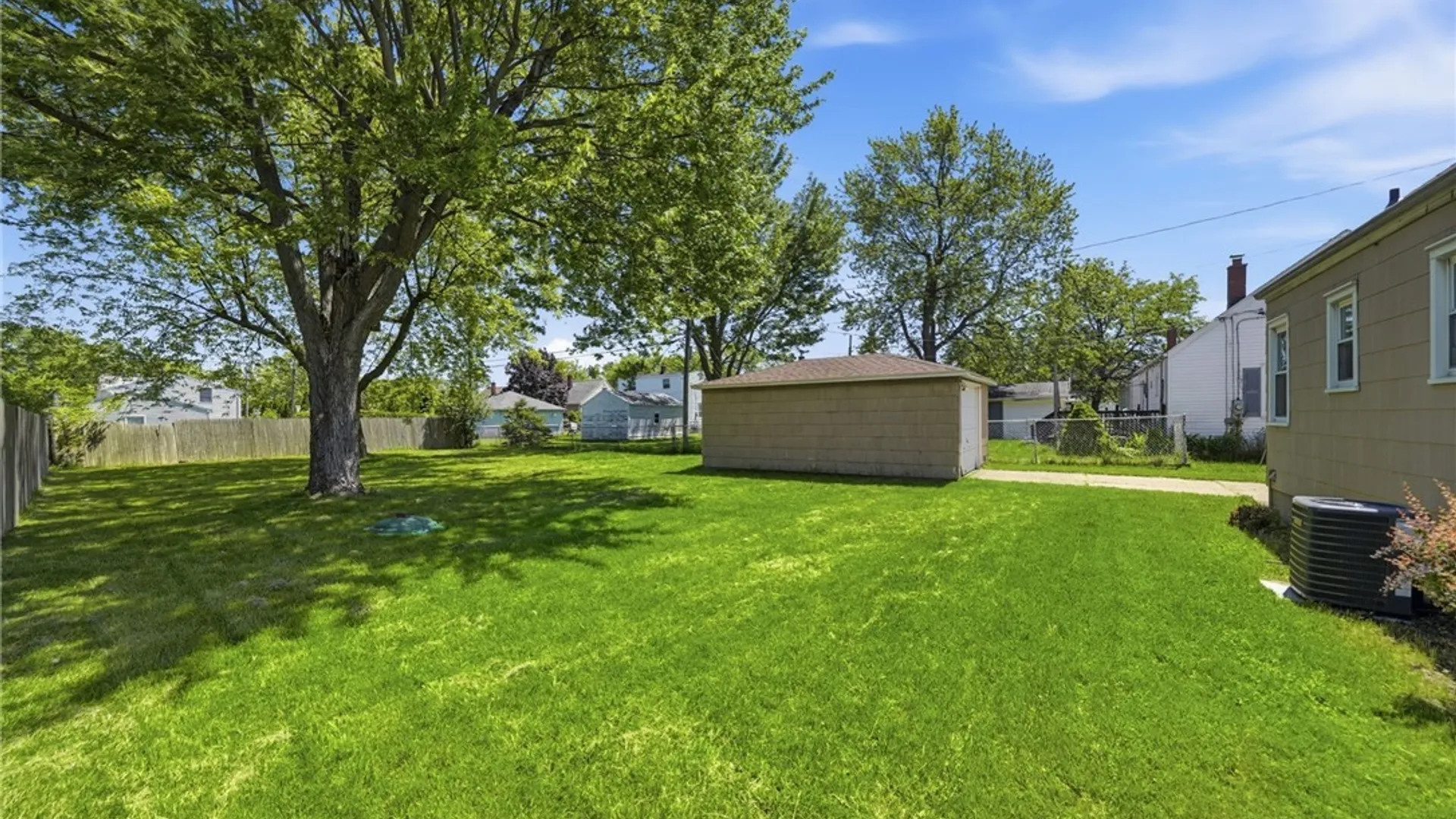 Property at 69 Lepeirs Drive, Tonawanda, NY 14150 42