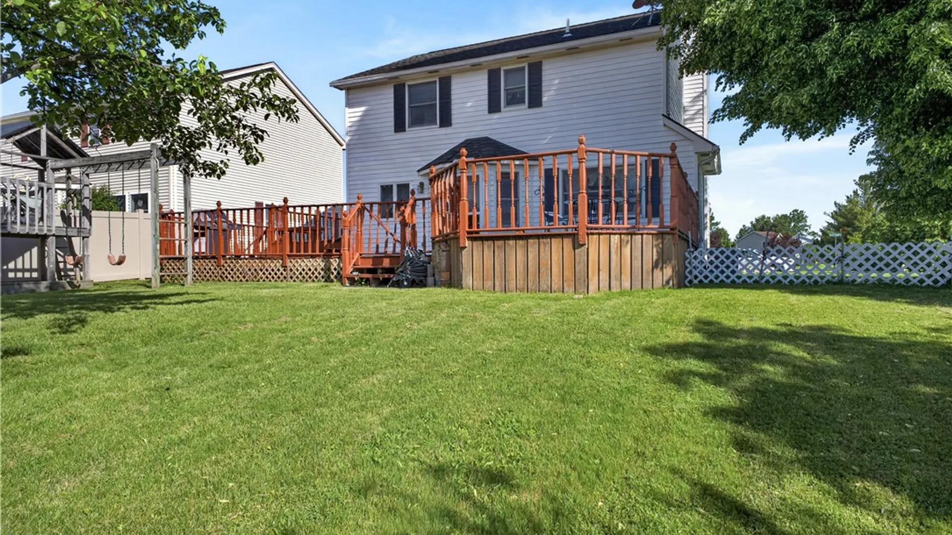 Property at 15 Still Pond Way, Henrietta, NY 14586 21