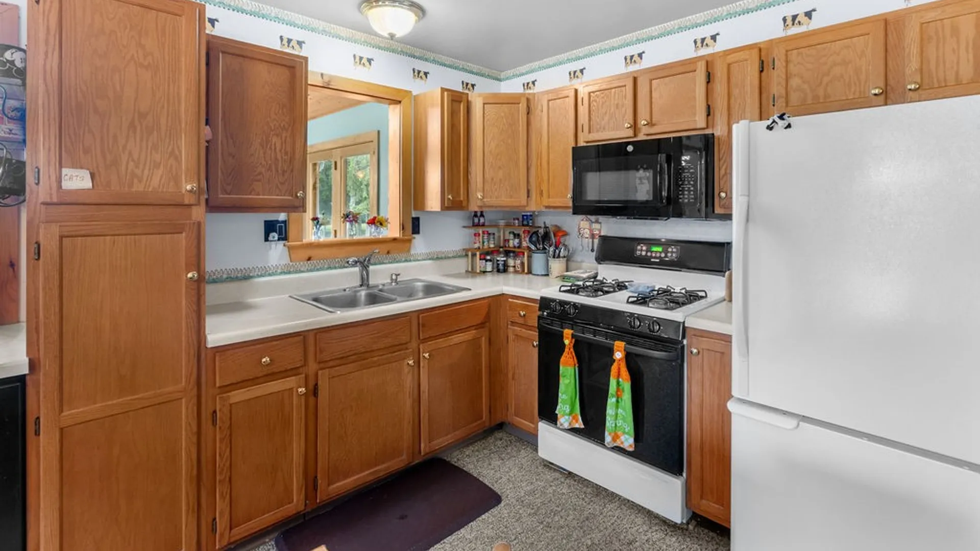 Property at 2607 Lower Dingle Hill, Andes, NY 13731 32