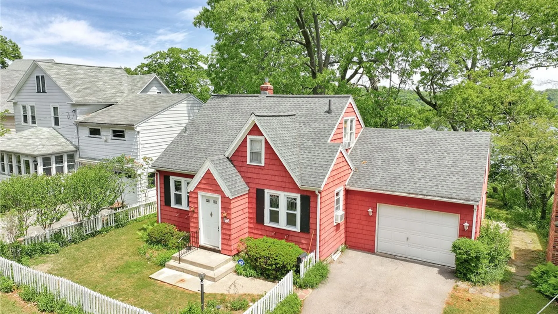 Property at 166 Pleasant Avenue, Irondequoit, NY 14622 2