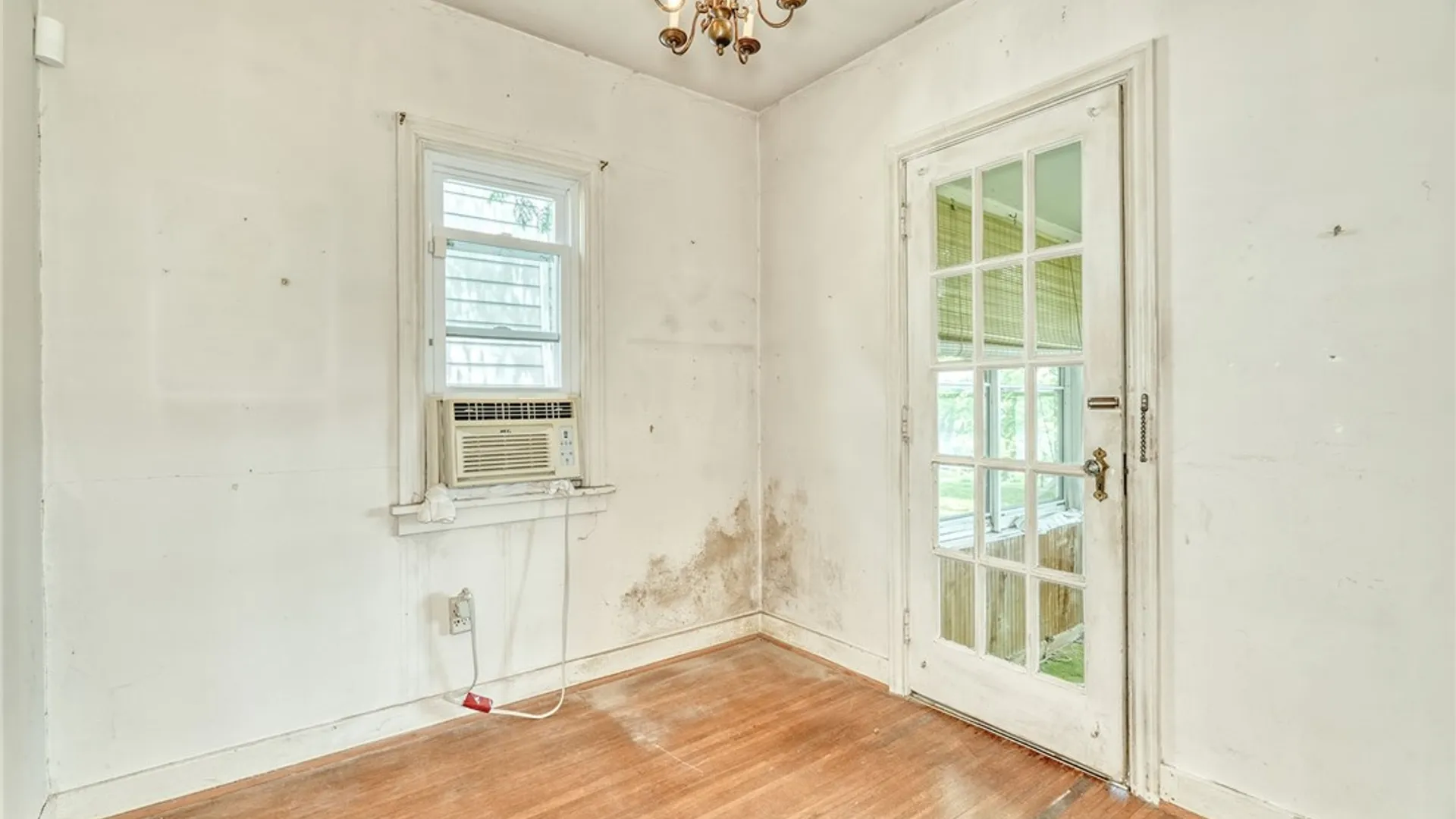 Property at 166 Pleasant Avenue, Irondequoit, NY 14622 24
