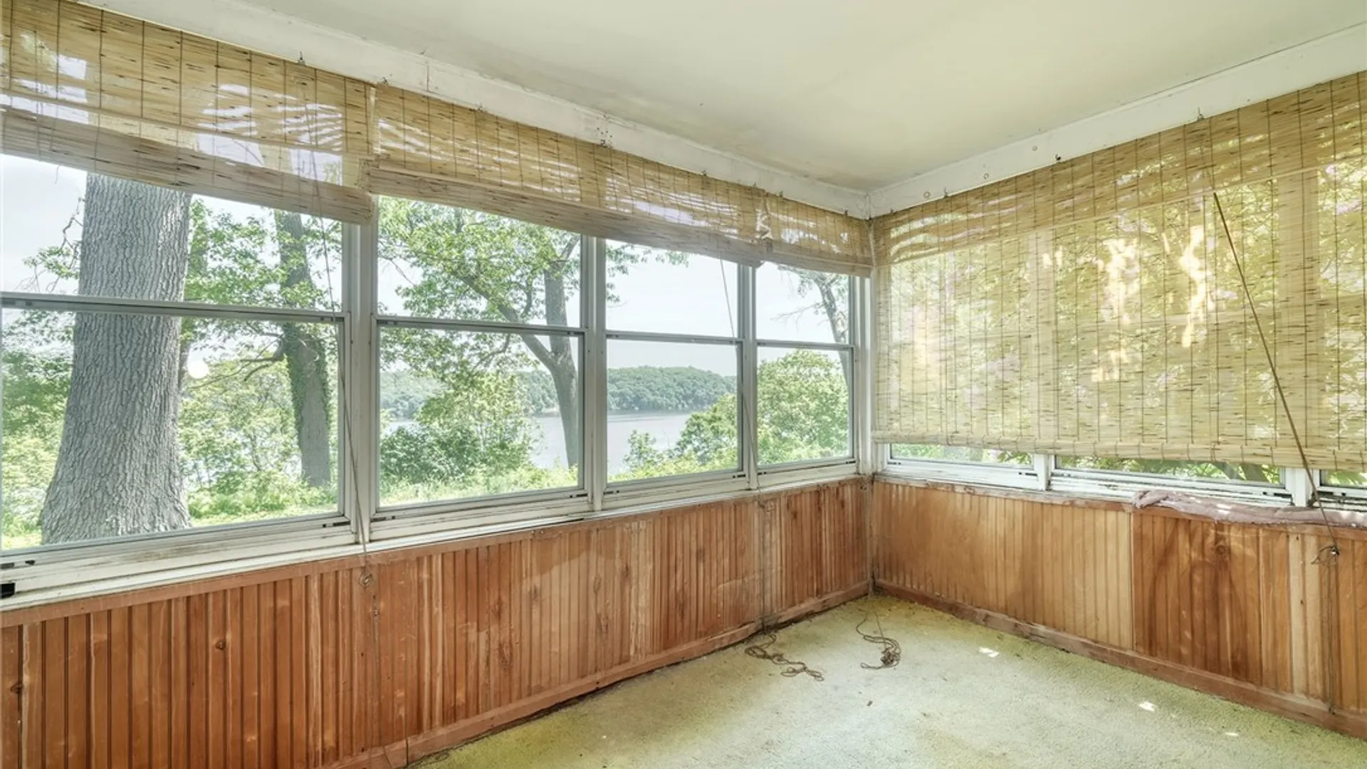 Property at 166 Pleasant Avenue, Irondequoit, NY 14622 27