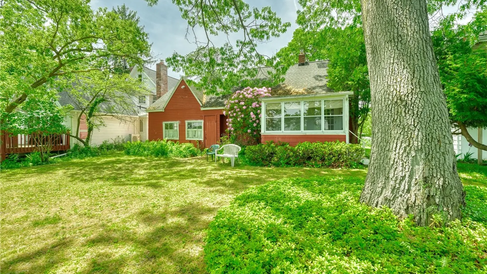 Property at 166 Pleasant Avenue, Irondequoit, NY 14622 46