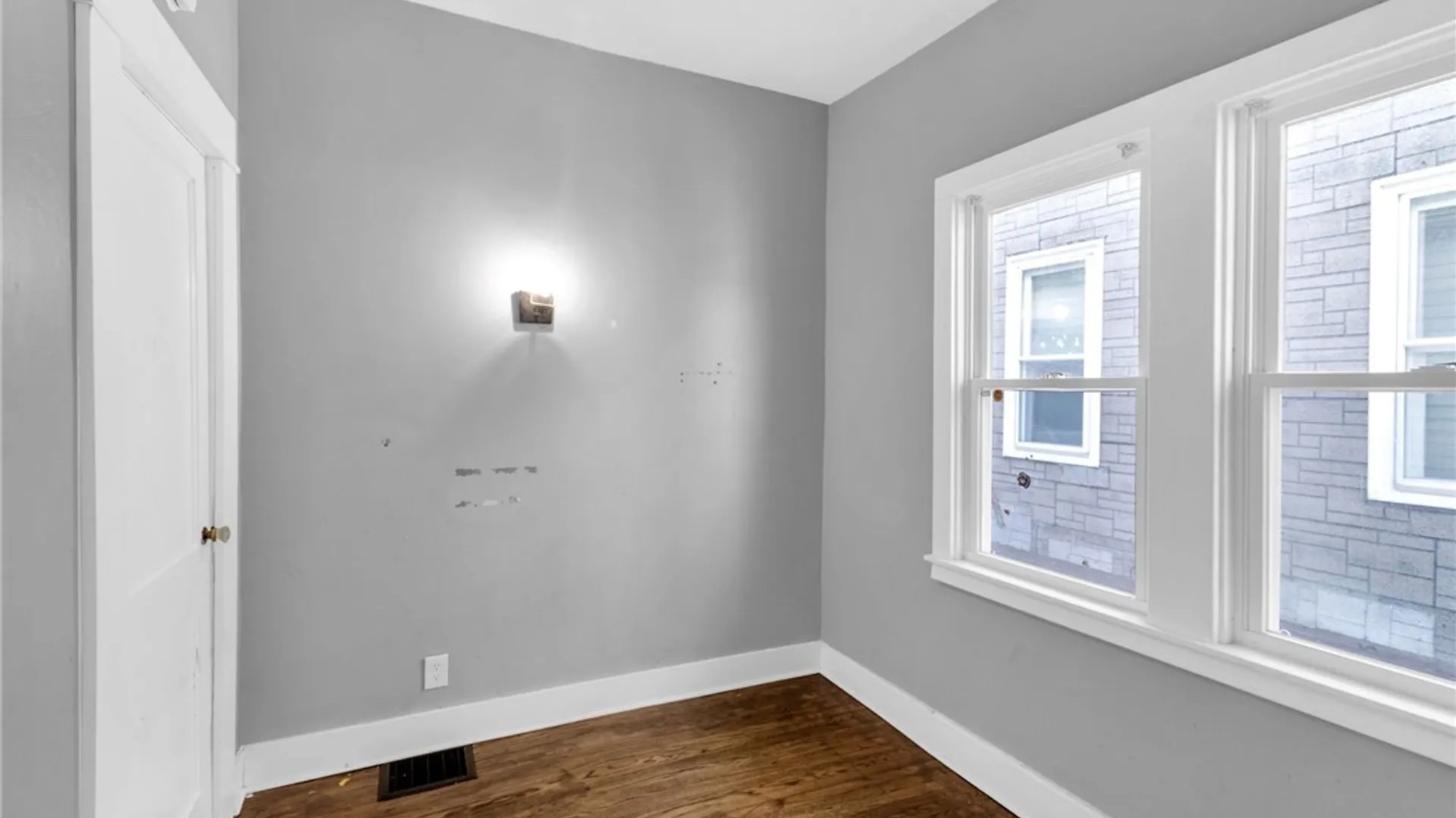 Property at 27 Como Avenue, Buffalo, NY 14220 16