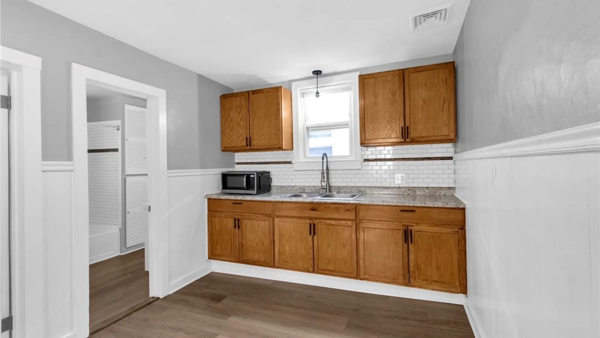 Property at 27 Como Avenue, Buffalo, NY 14220 19