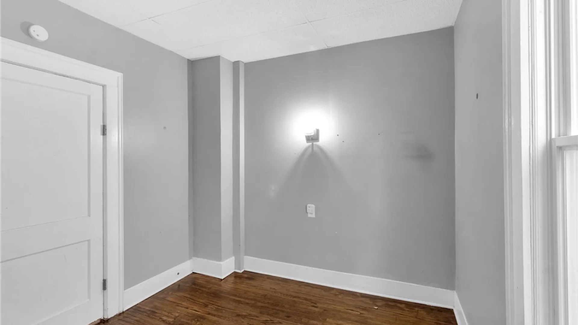 Property at 27 Como Avenue, Buffalo, NY 14220 30