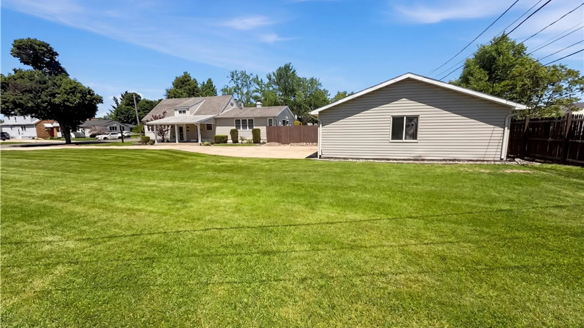 Property at 55 Toelsin Road, Cheektowaga, NY 14225 6