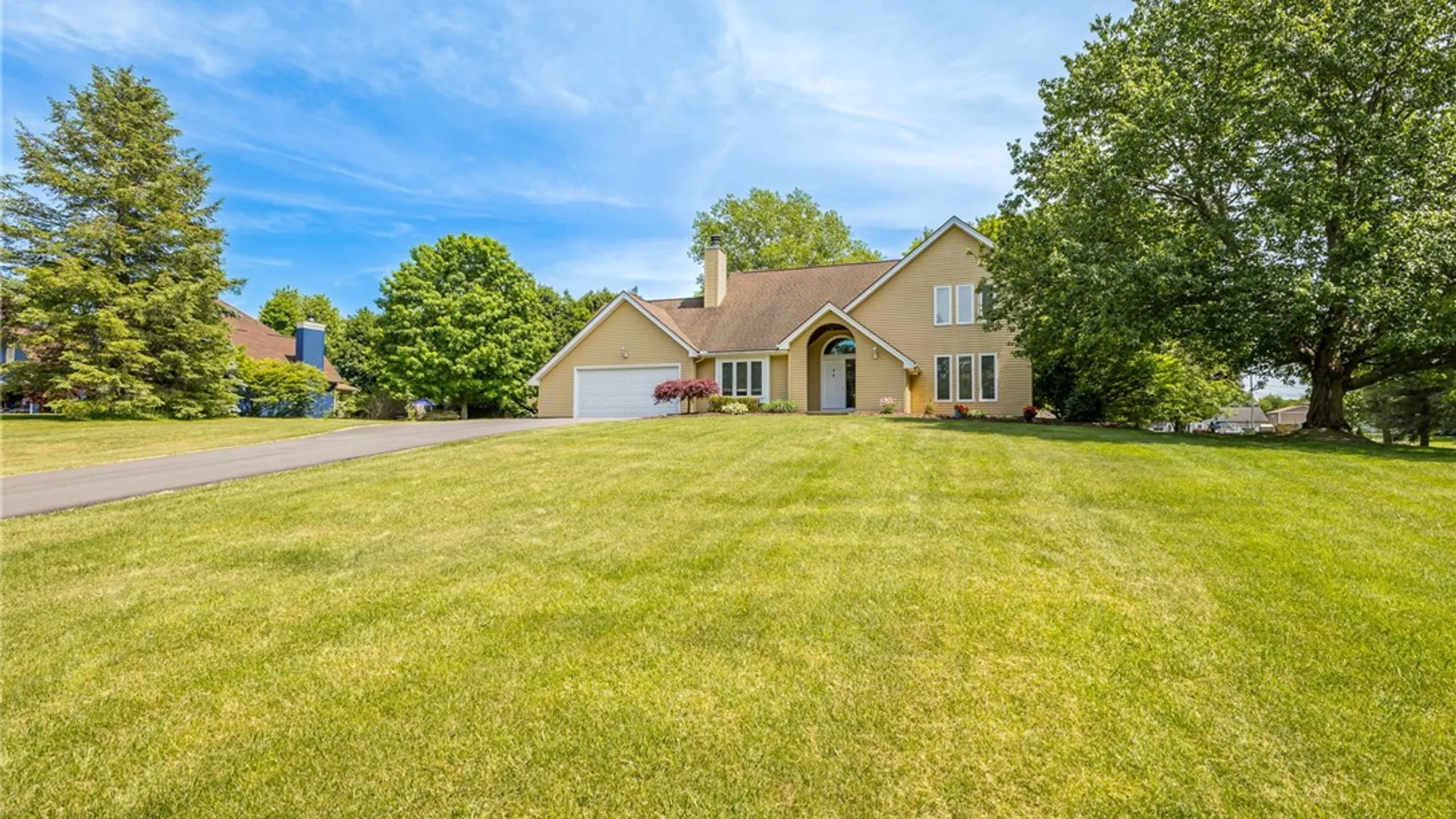 Property at 9 Rolling Plains, Mendon, NY 14472 46