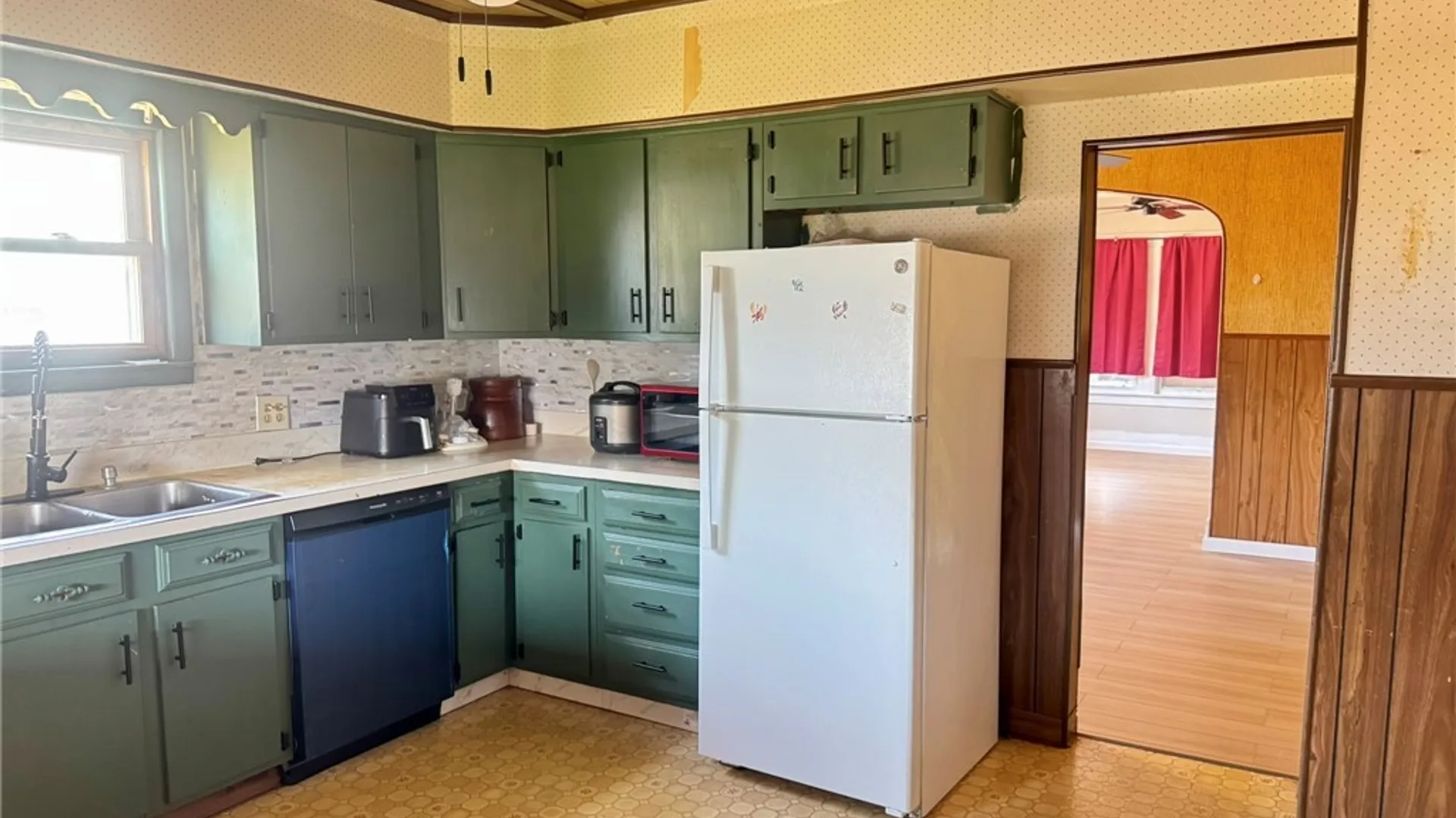 Property at 119 Merrill Street, Syracuse, NY 13208 16