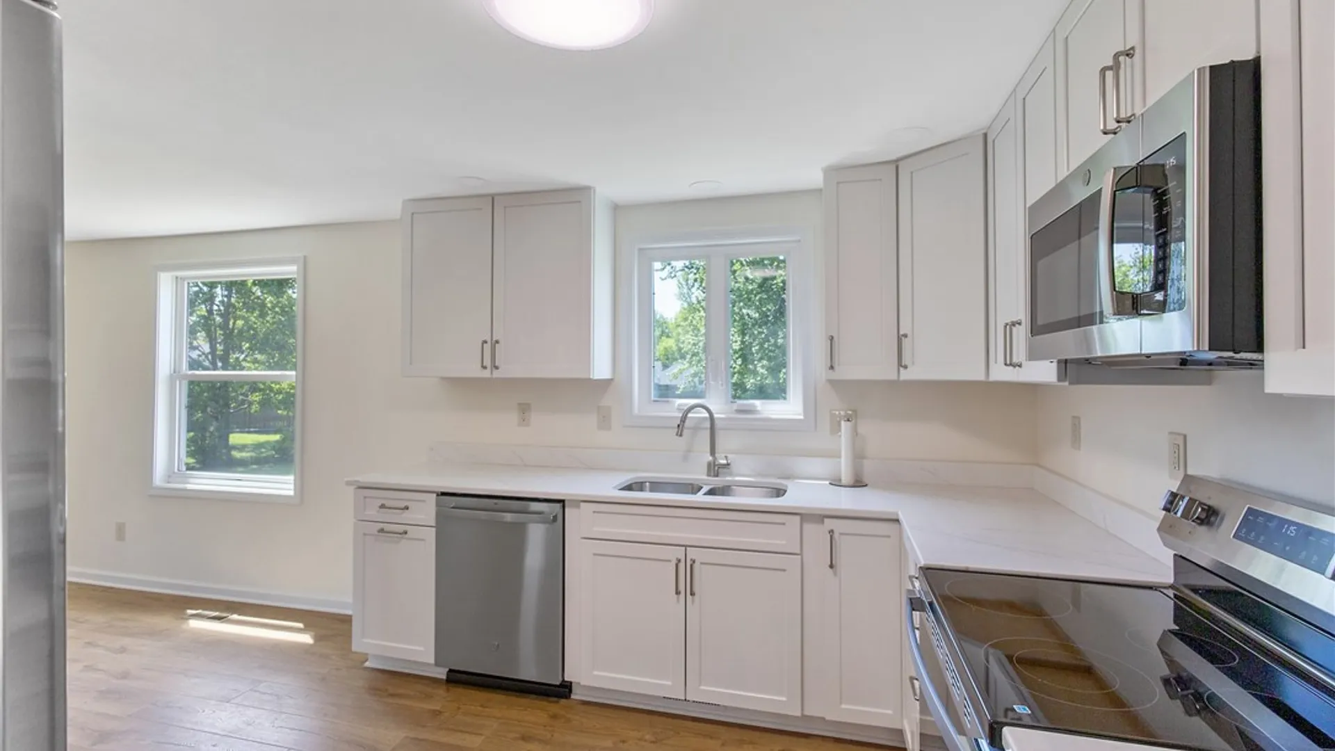 Property at 8256 Elaine Circle, Clay, NY 13090 11