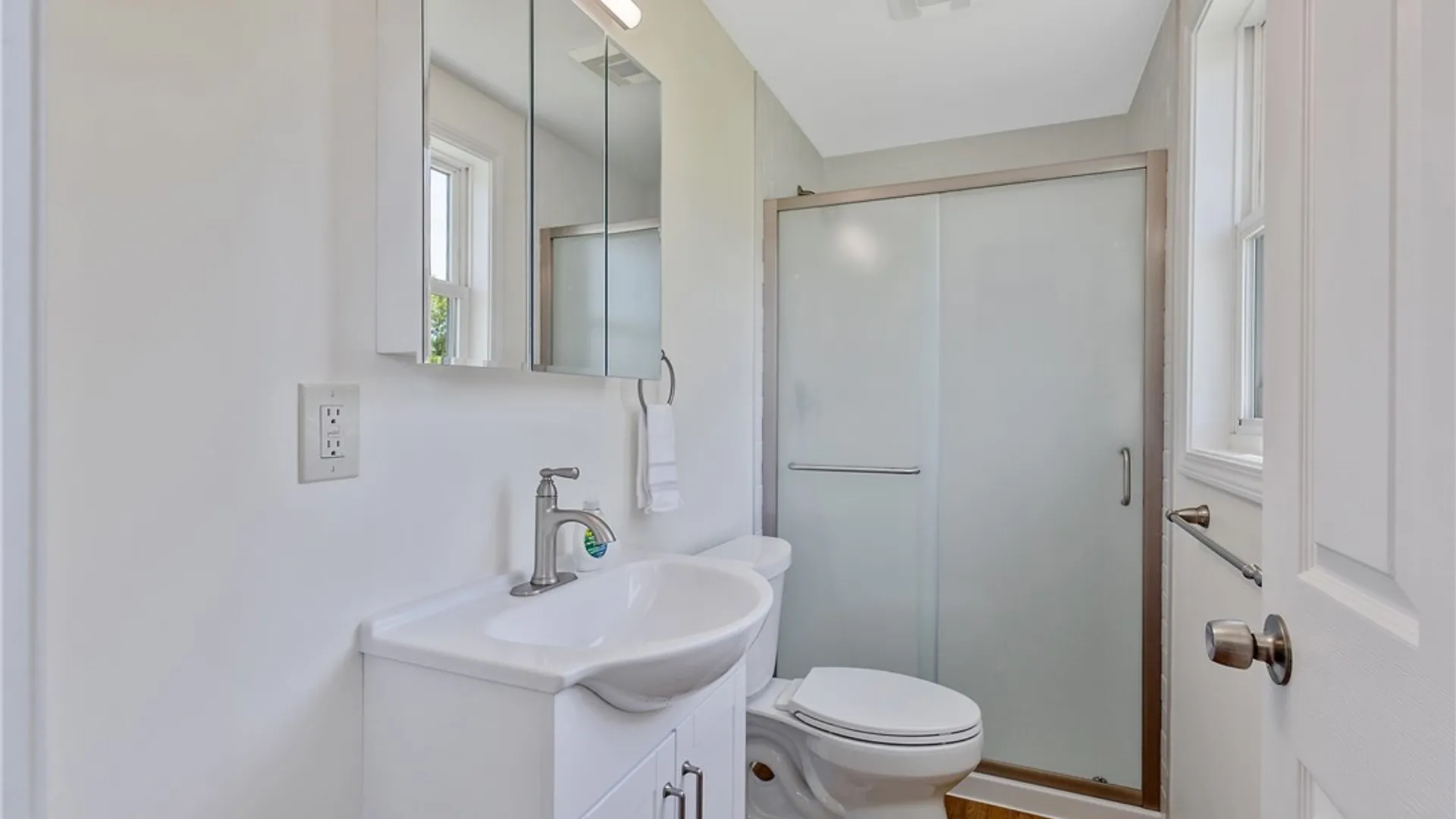 Property at 8256 Elaine Circle, Clay, NY 13090 22