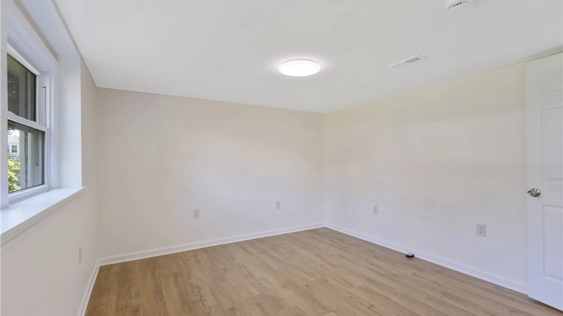 Property at 8256 Elaine Circle, Clay, NY 13090 26
