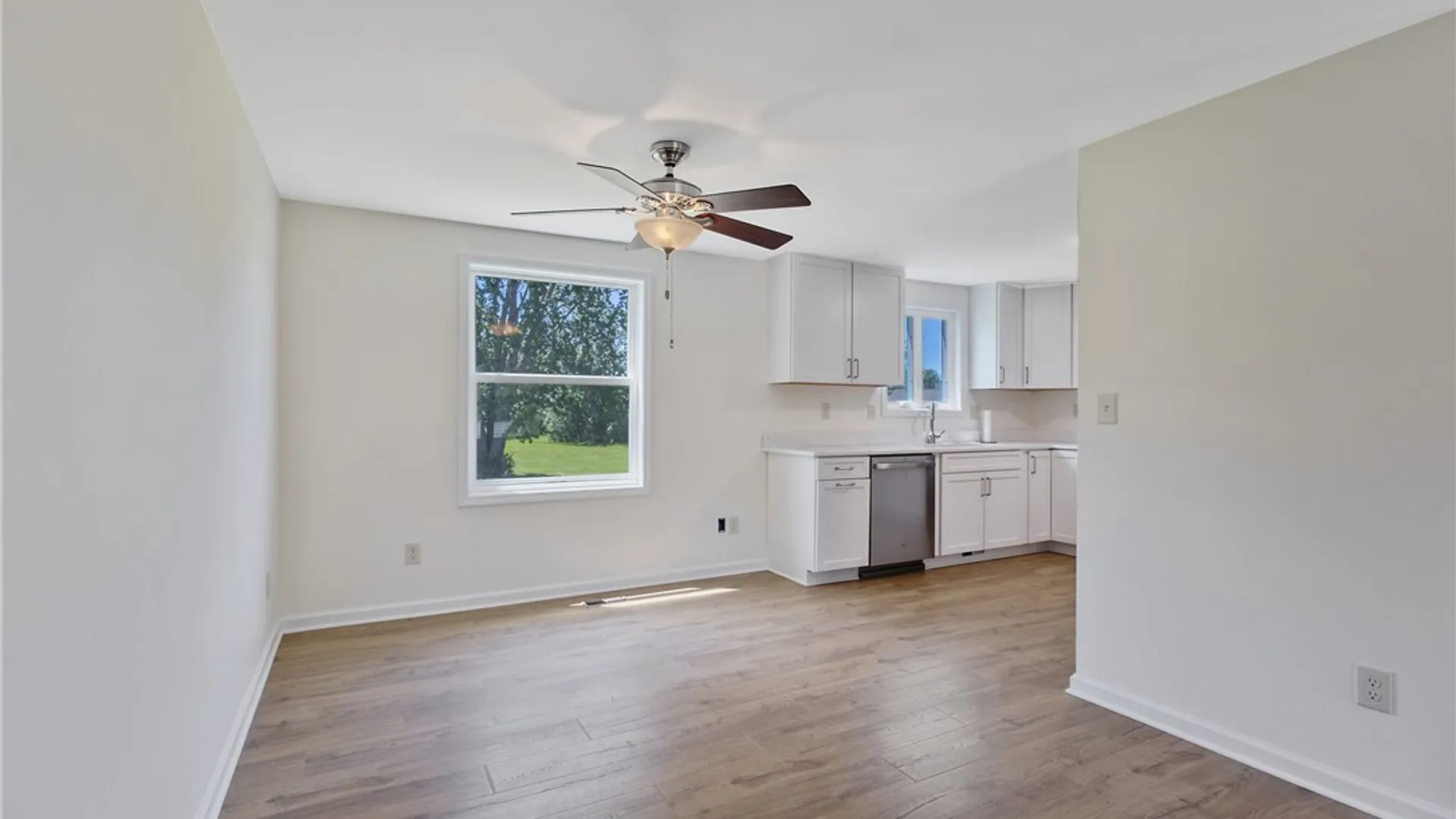 Property at 8256 Elaine Circle, Clay, NY 13090 7