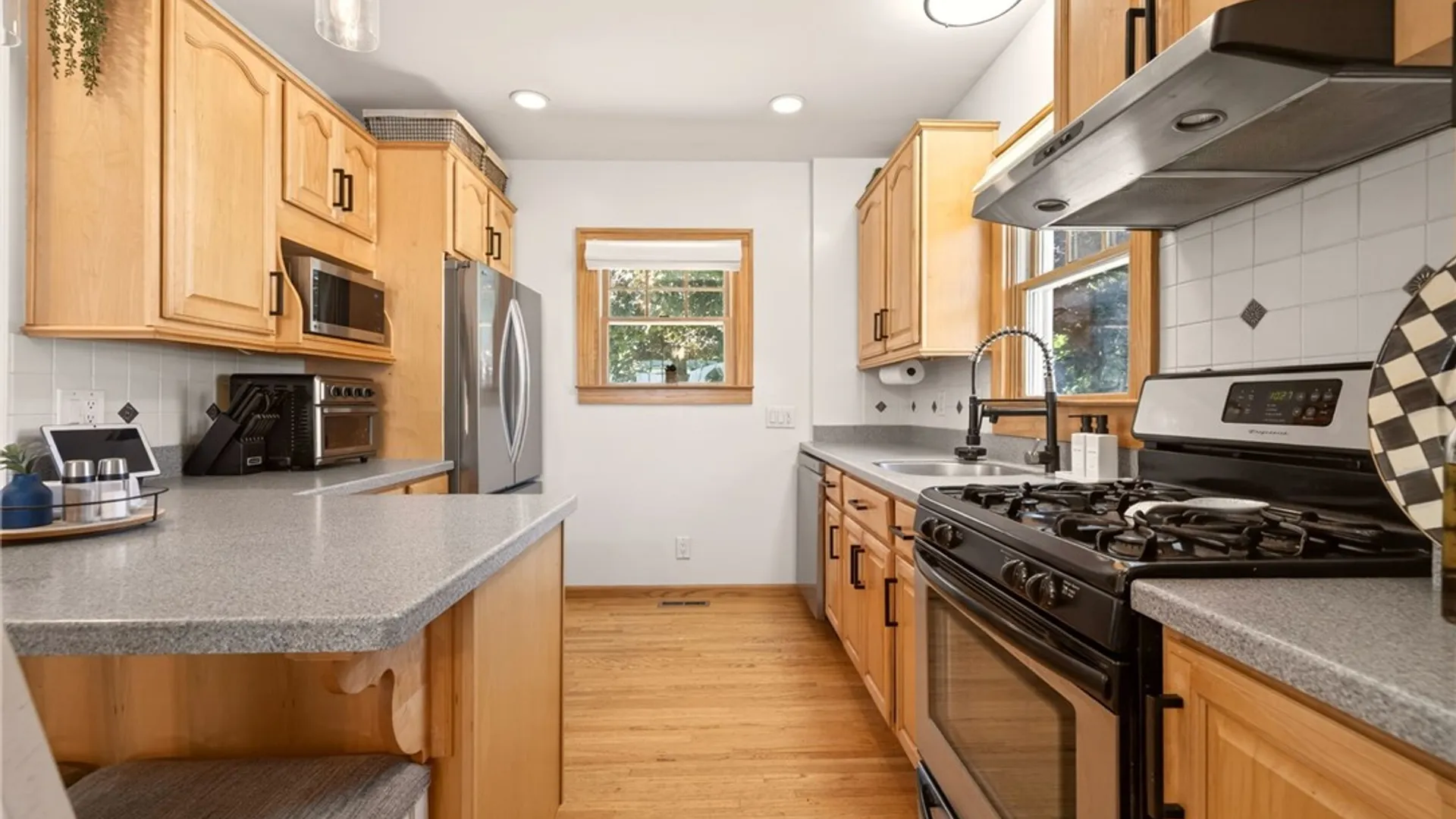 Property at 45 Lake Terrace, Irondequoit, NY 14617 16