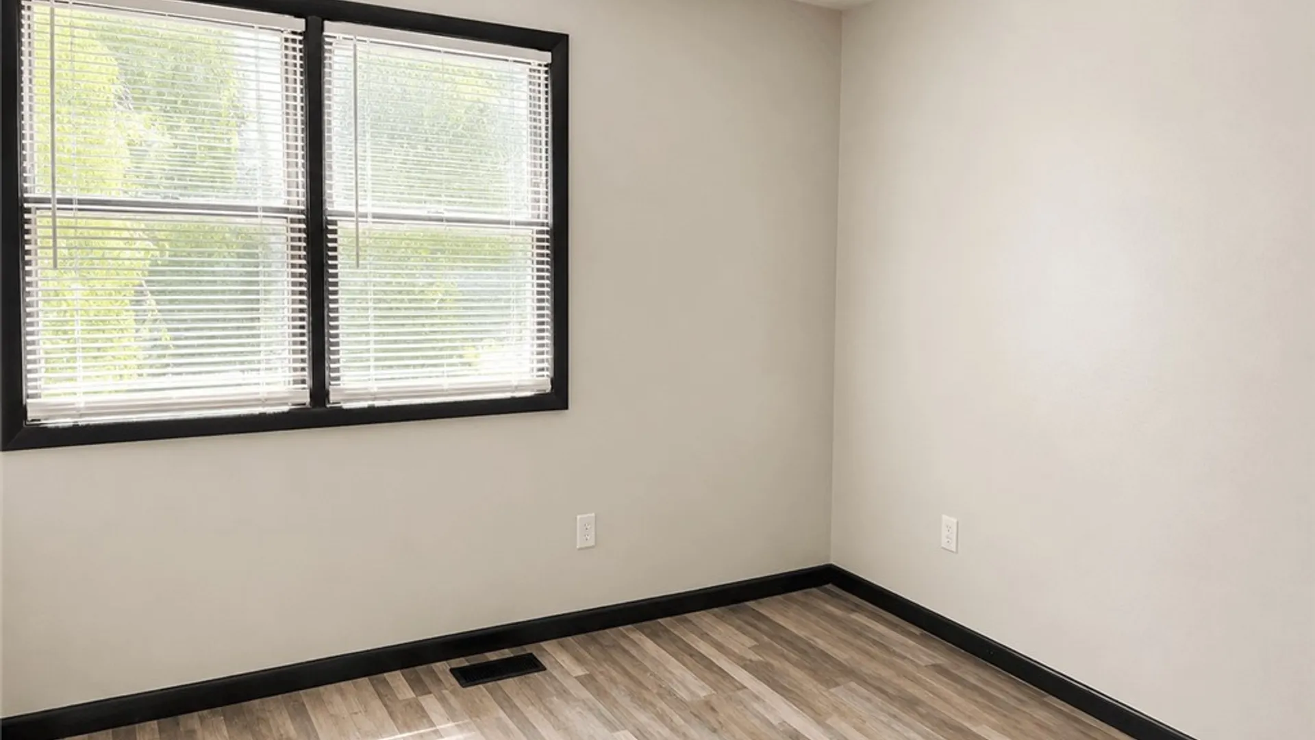 Property at 35 Weld Street, Rochester, NY 14605 11