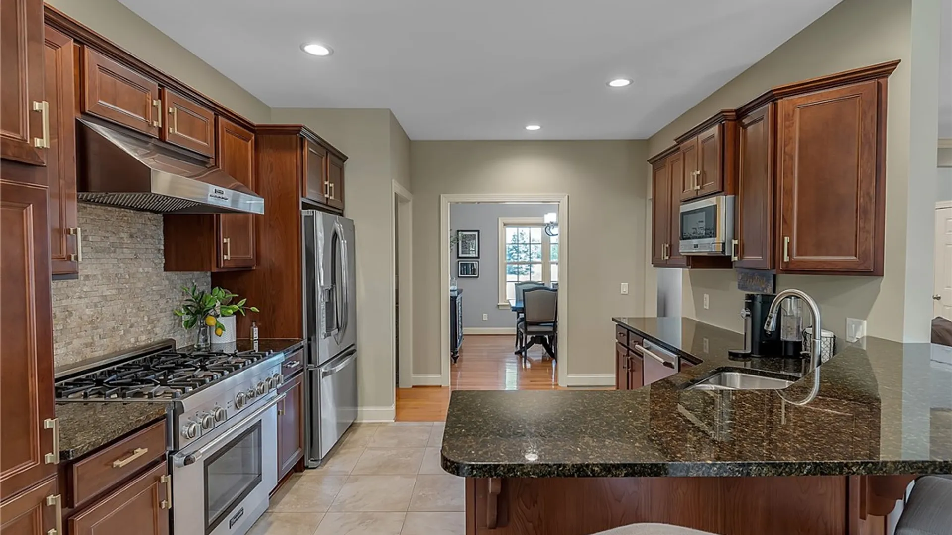 Property at 38 Nicholas Lane, Lancaster, NY 14086 16