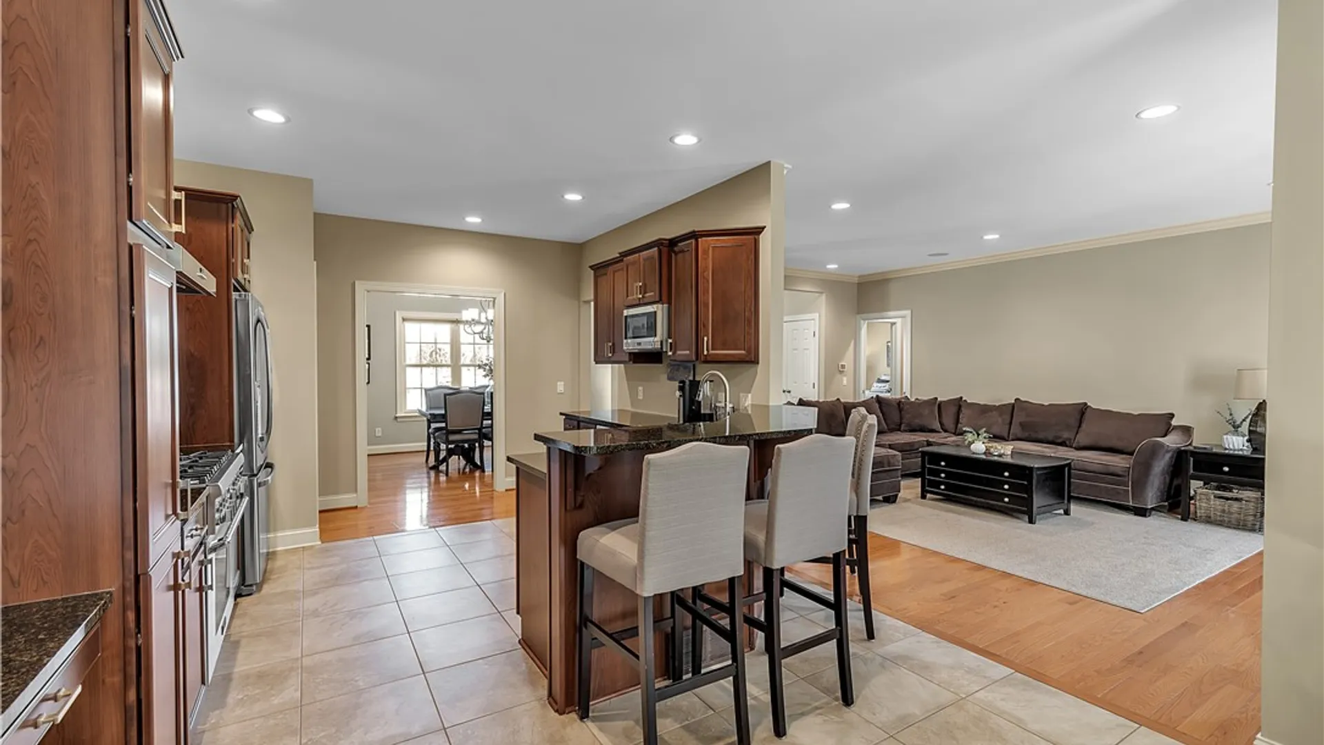 Property at 38 Nicholas Lane, Lancaster, NY 14086 18