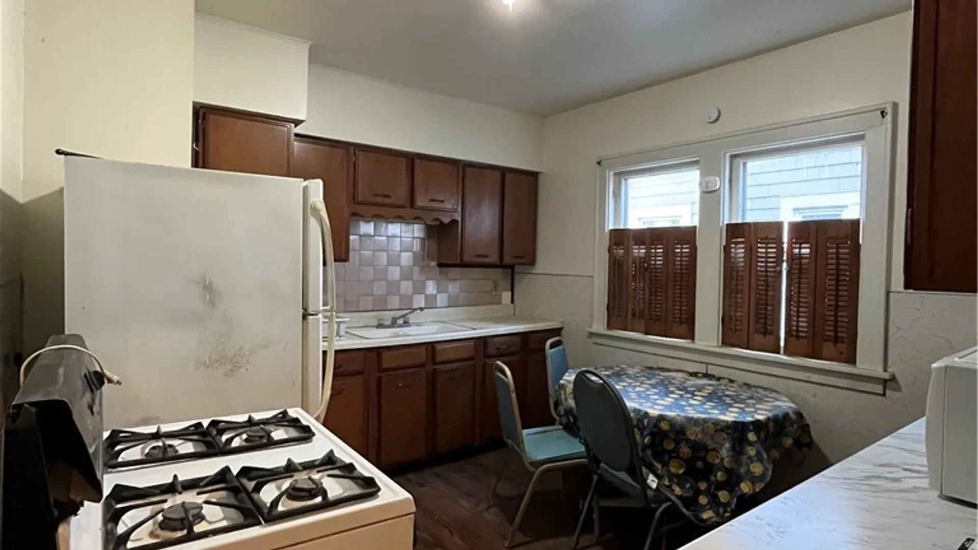 Property at 375 Winspear Avenue, Buffalo, NY 14215 6
