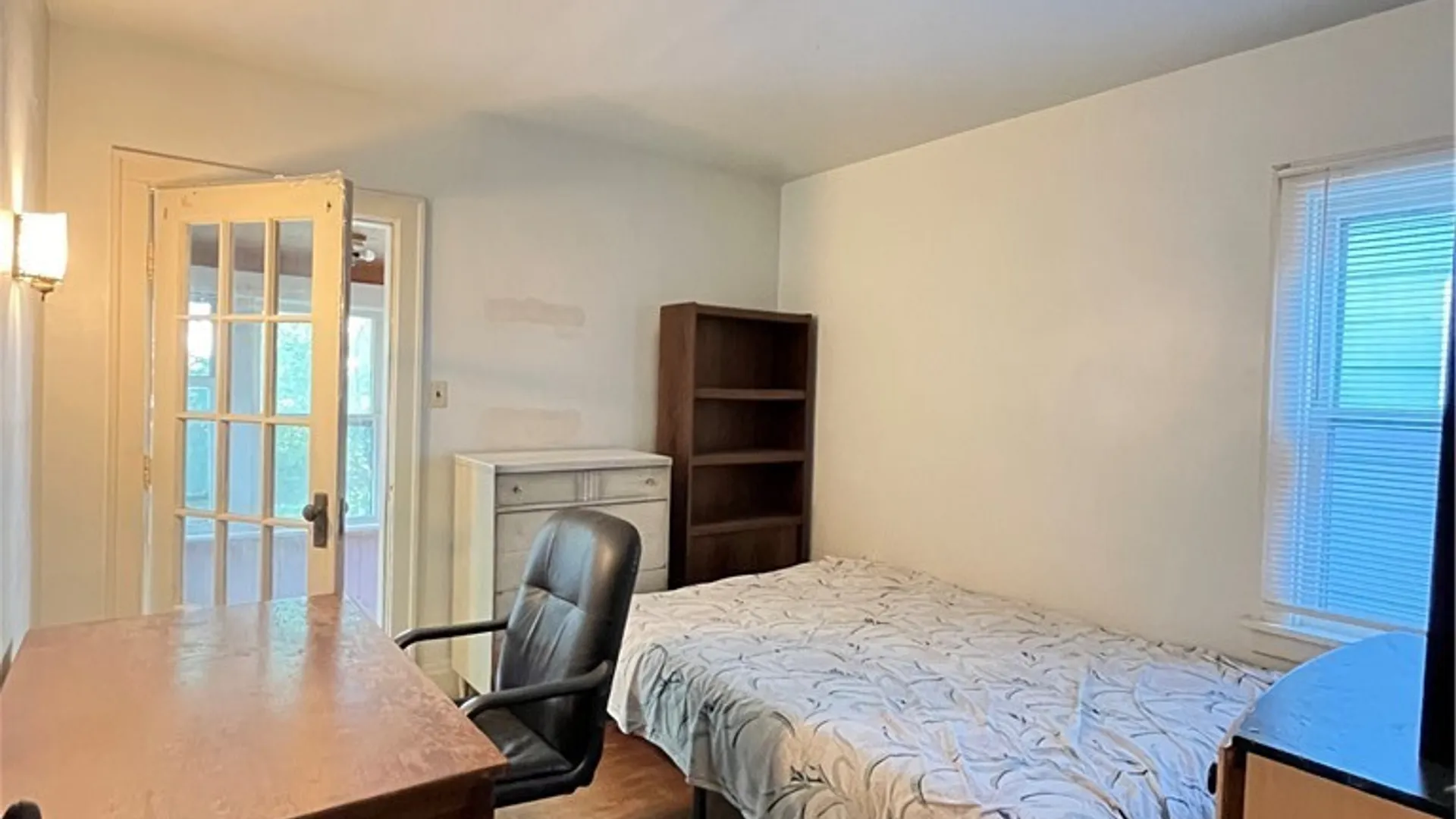 Property at 375 Winspear Avenue, Buffalo, NY 14215 7