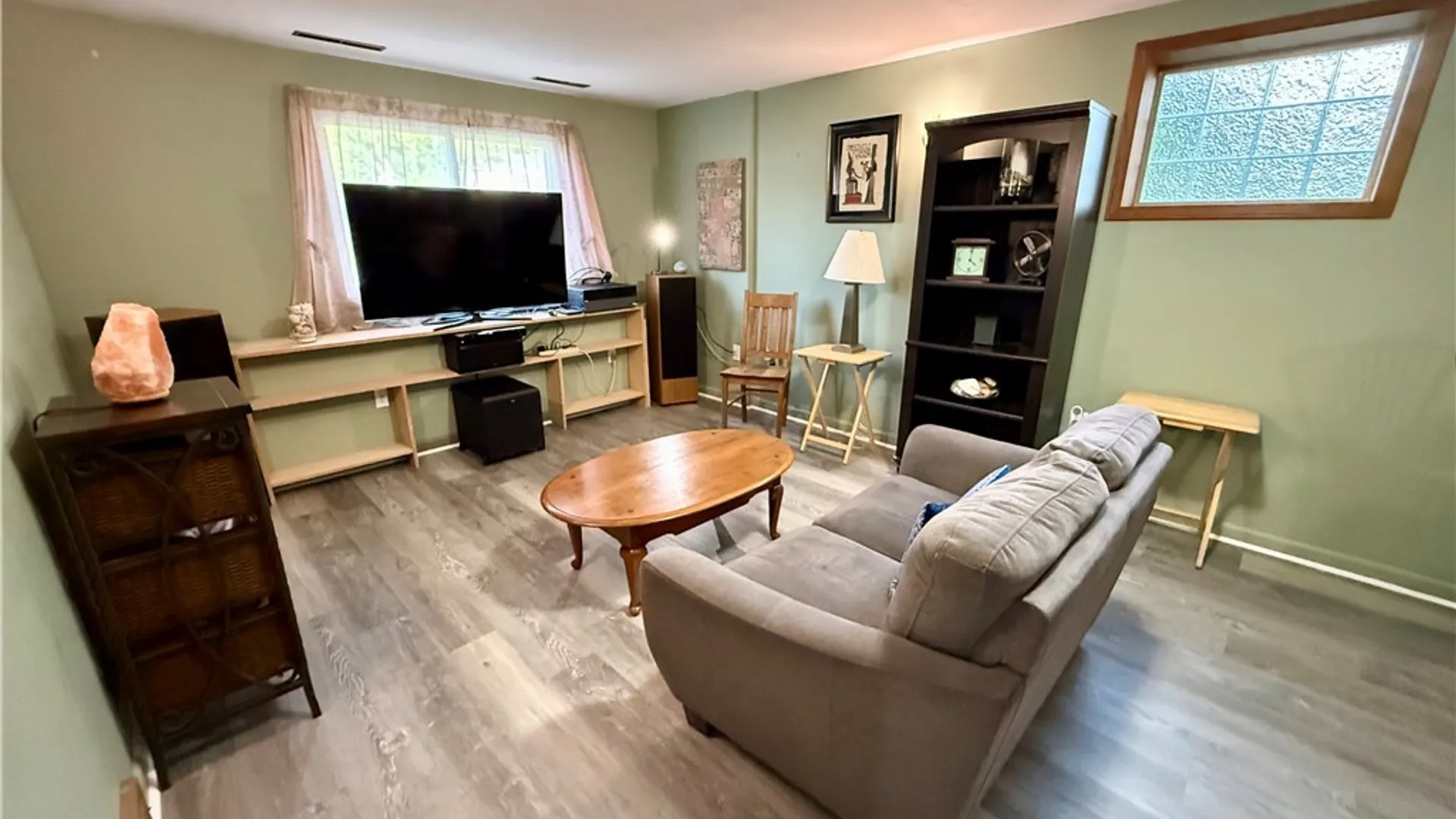 Property at 8135 Crimson Circle, Clay, NY 13041 15