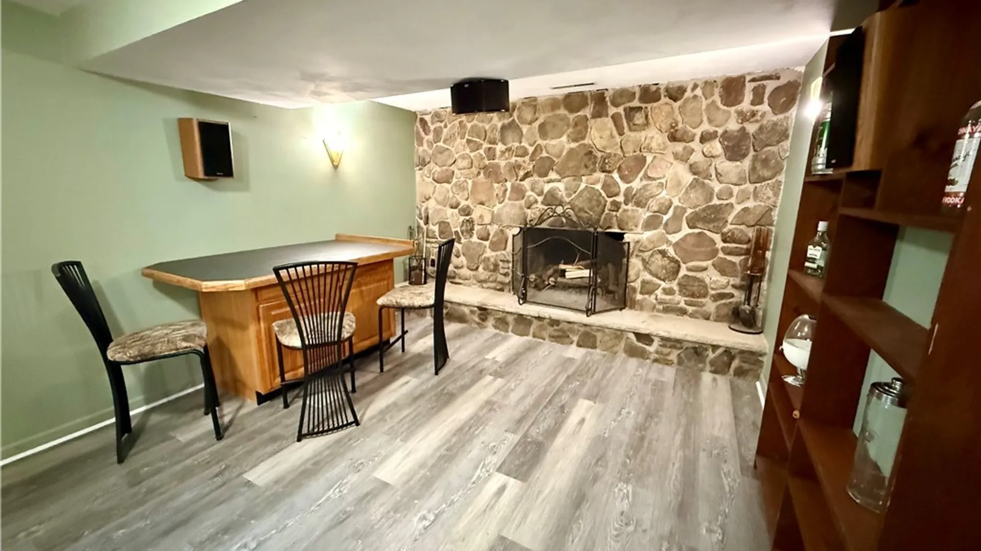 Property at 8135 Crimson Circle, Clay, NY 13041 9