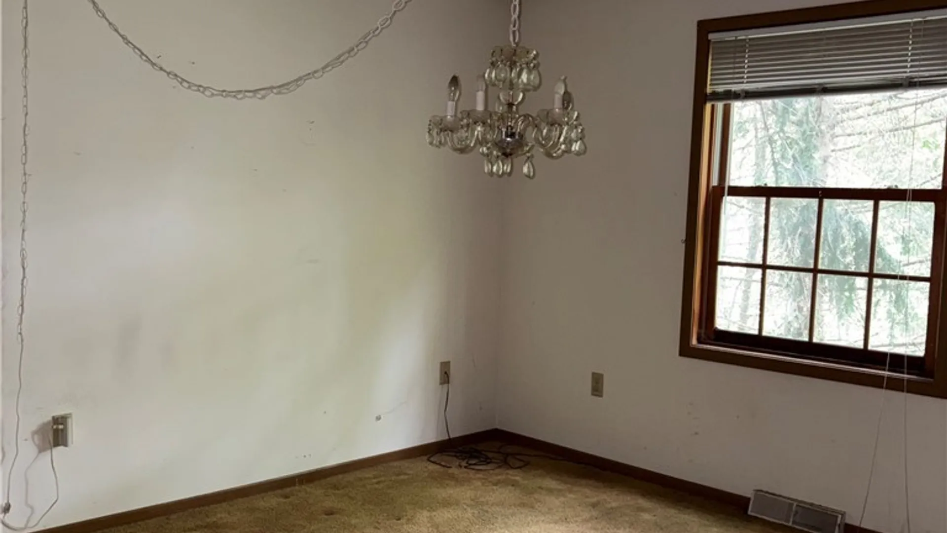 Property at 827 Tallman Street, Syracuse, NY 13204 5